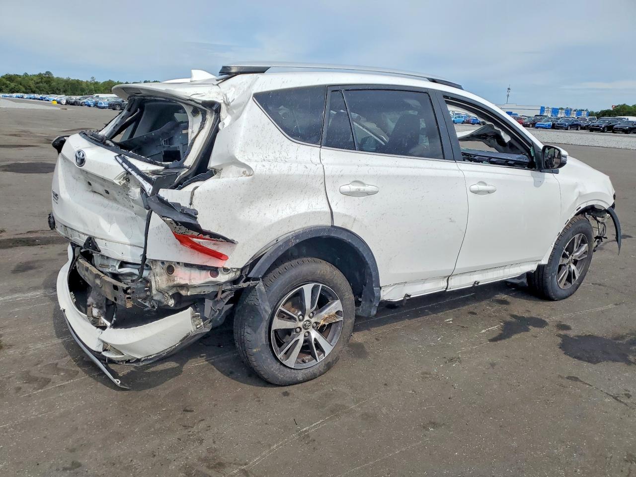 2016 TOYOTA RAV4