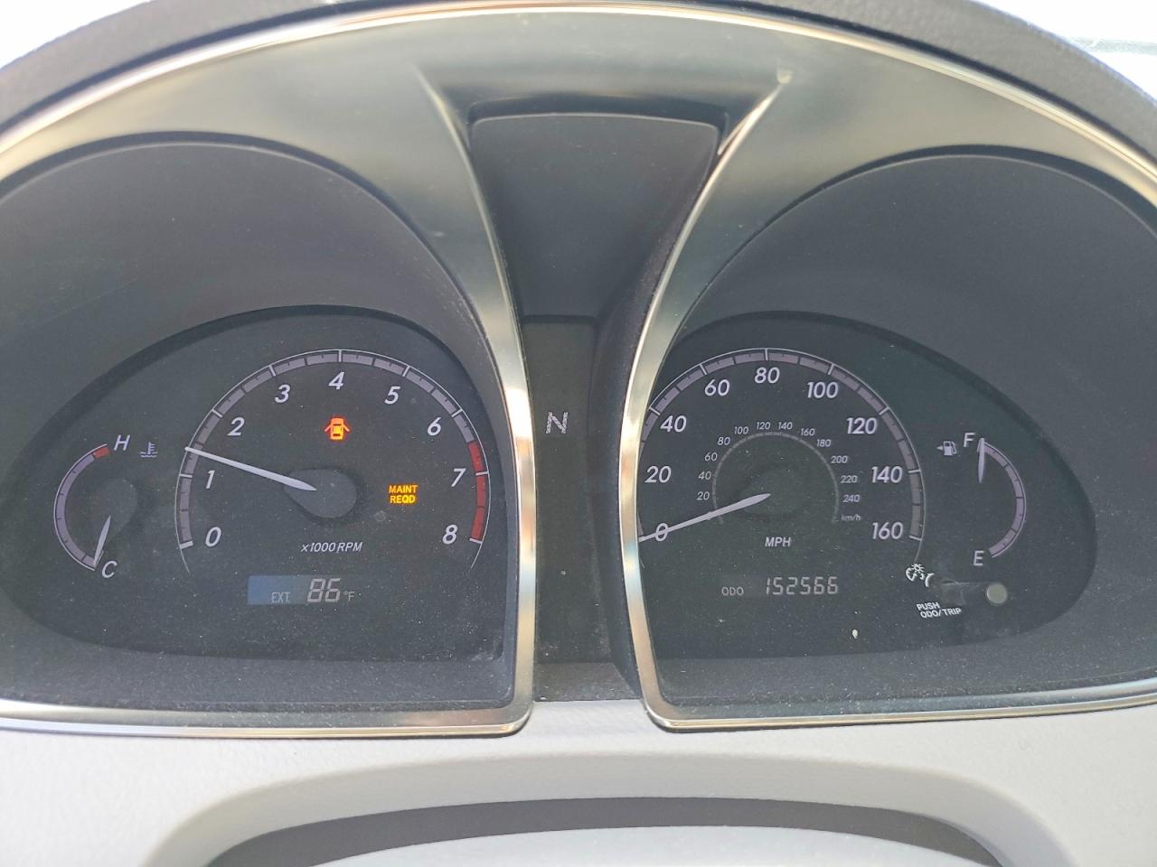 2011 TOYOTA AVALON