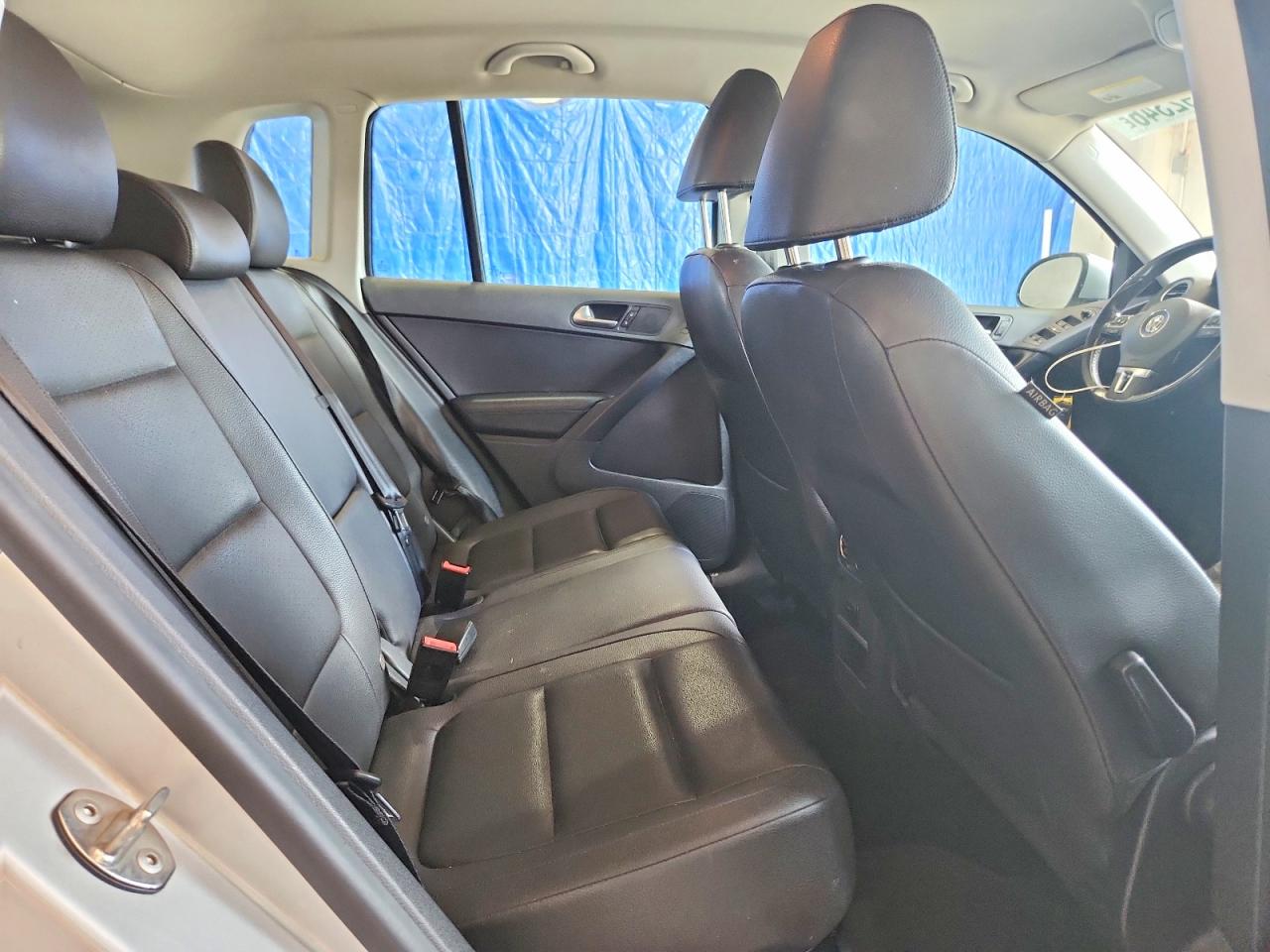 2016 VOLKSWAGEN TIGUAN