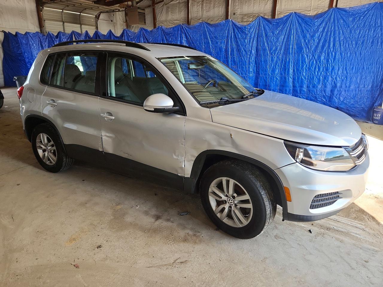 2016 VOLKSWAGEN TIGUAN