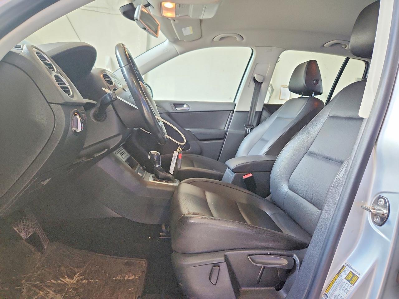 2016 VOLKSWAGEN TIGUAN