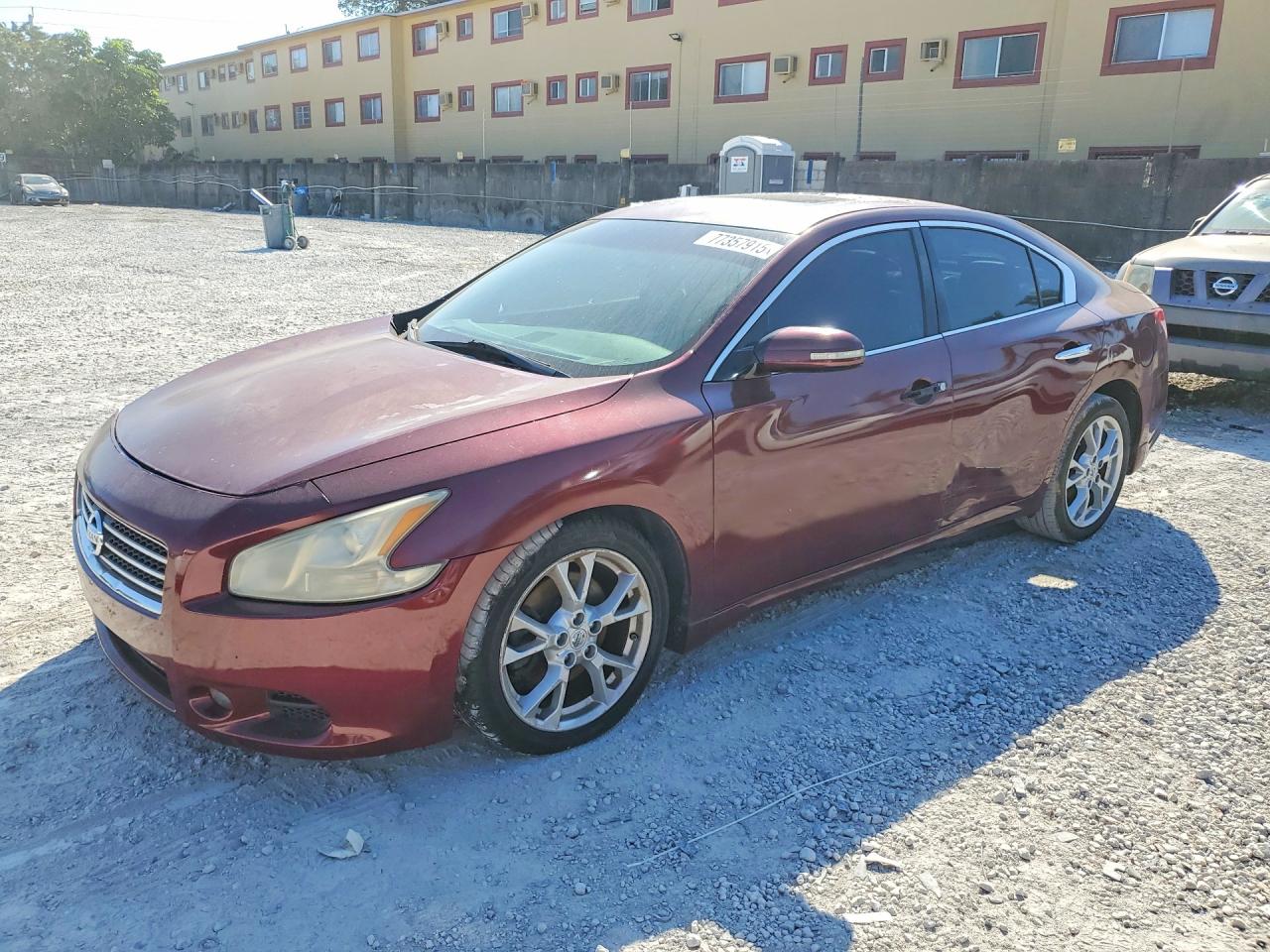 2010 NISSAN MAXIMA