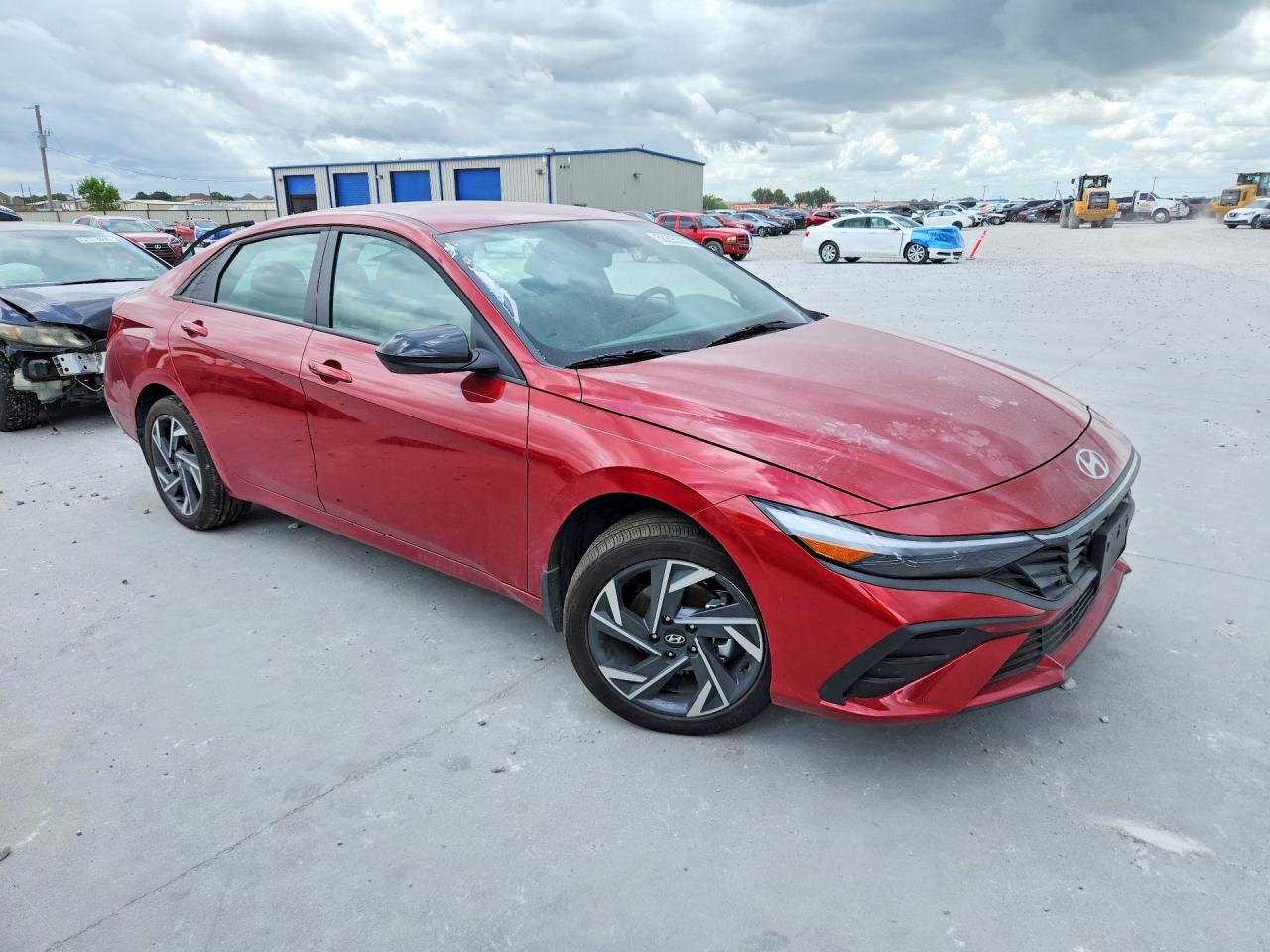 2025 HYUNDAI ELANTRA
