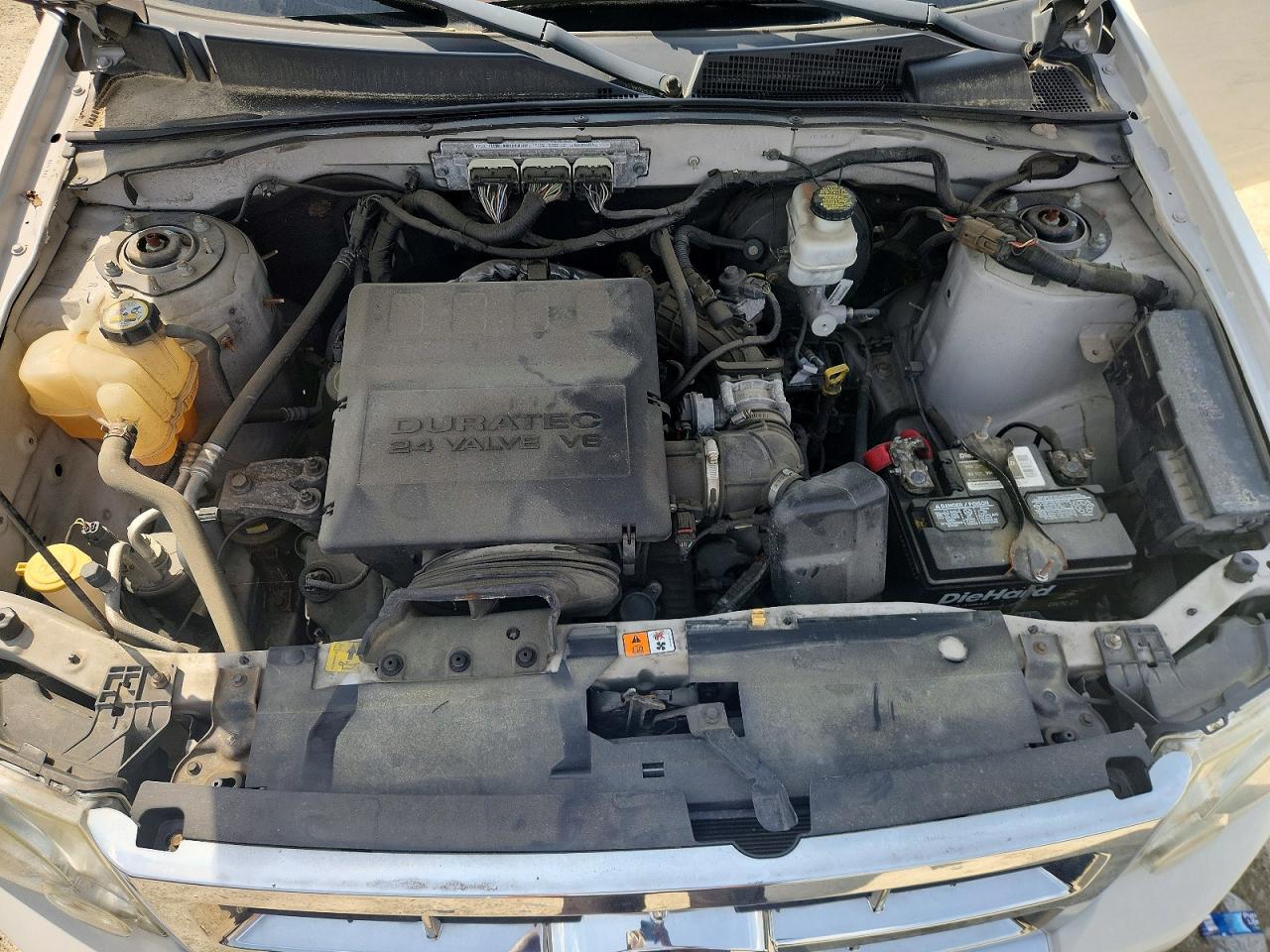 2011 FORD ESCAPE