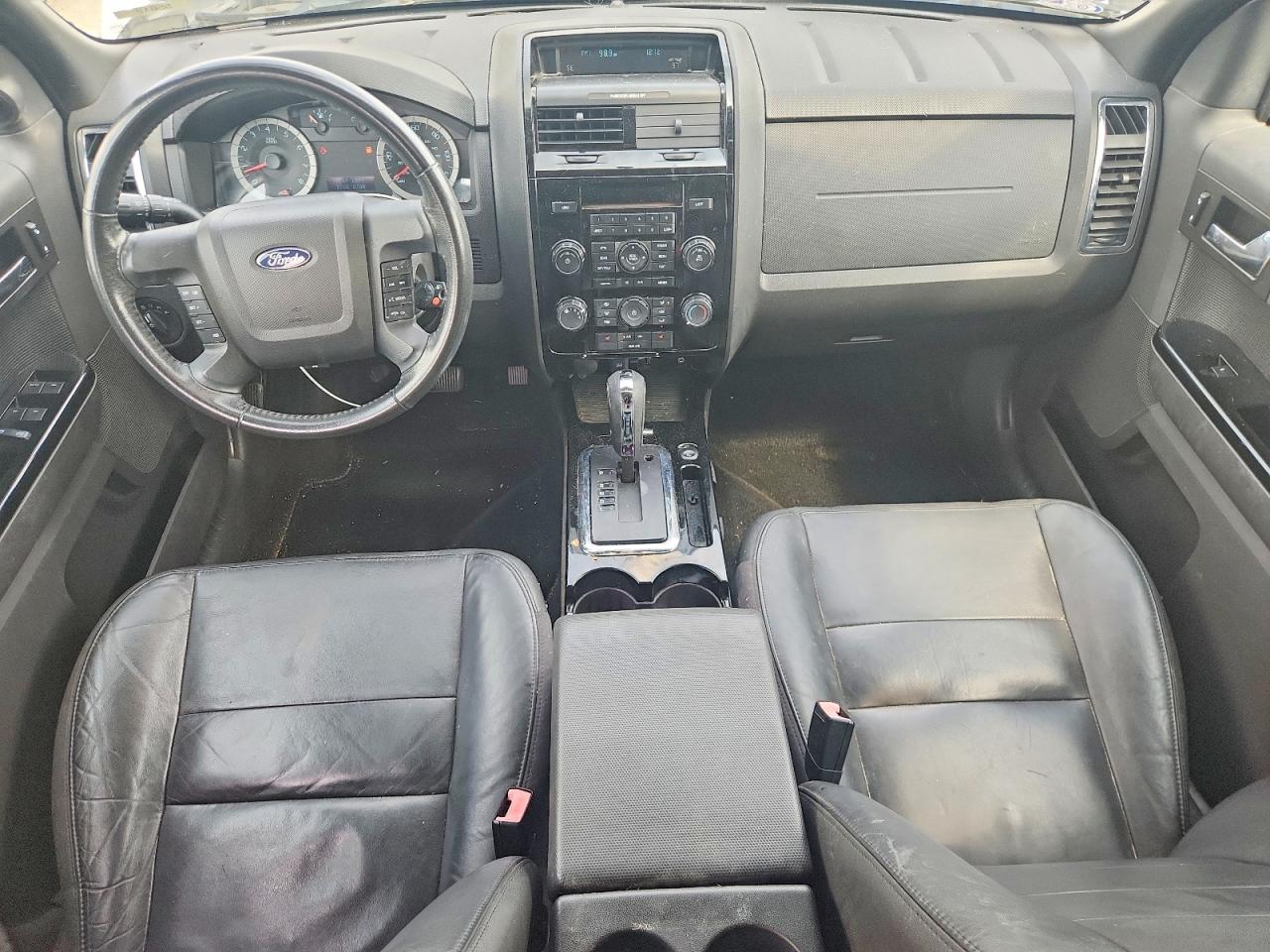 2011 FORD ESCAPE