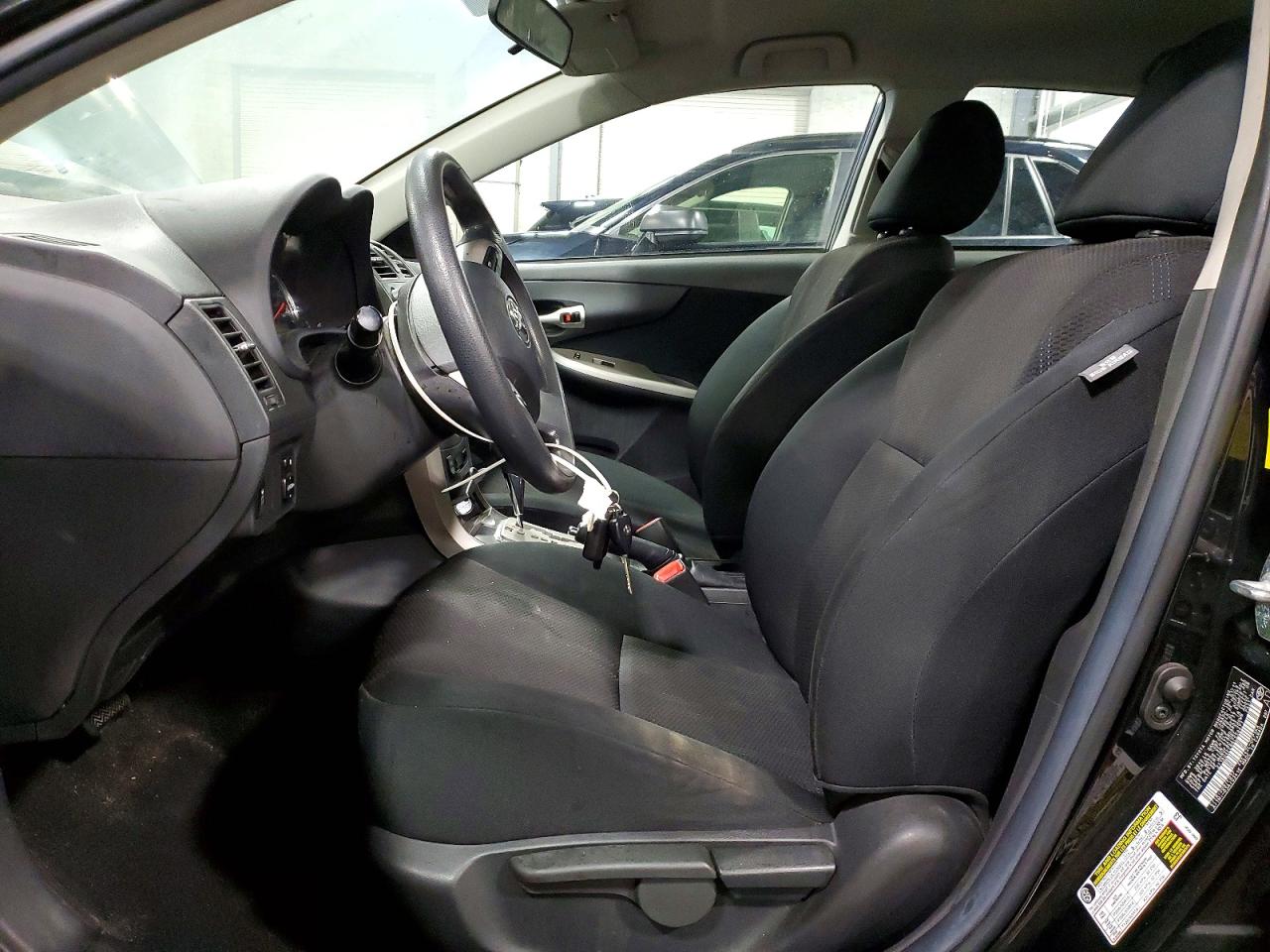 2011 TOYOTA COROLLA