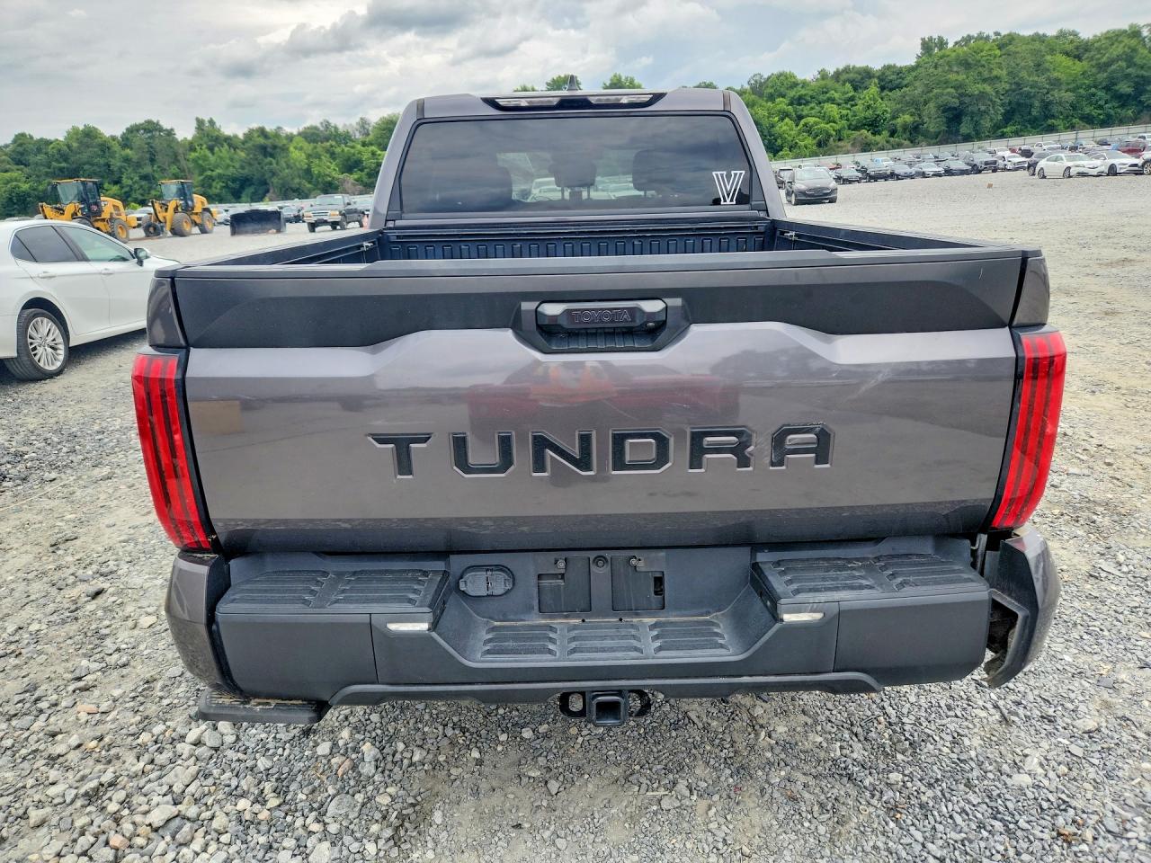 2022 TOYOTA TUNDRA