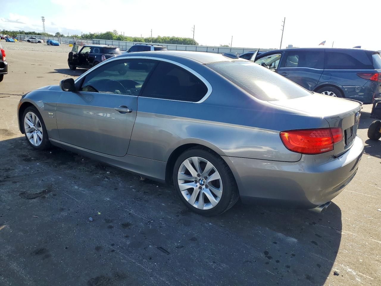 2011 BMW 3 SERIES