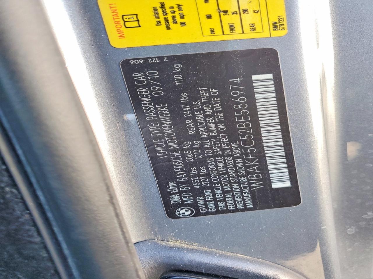 2011 BMW 3 SERIES