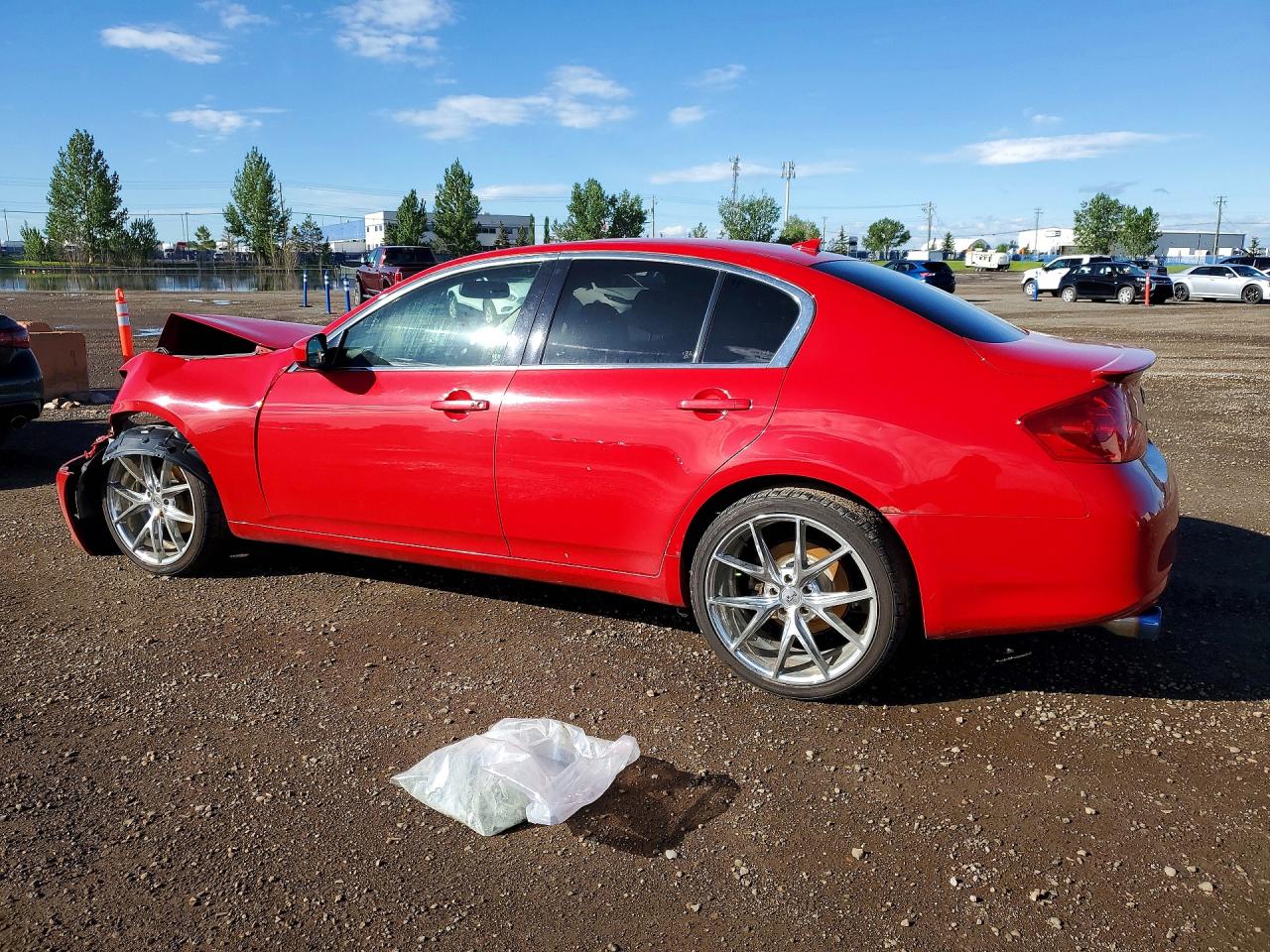 2013 INFINITI G37