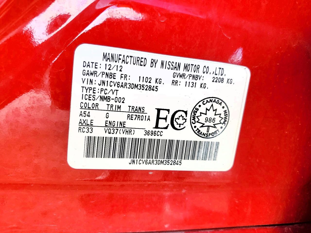 2013 INFINITI G37
