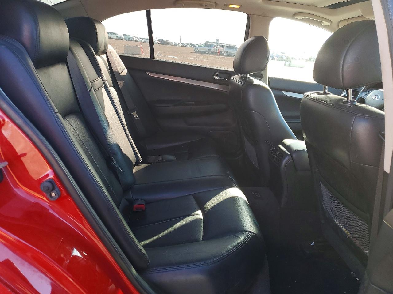 2013 INFINITI G37