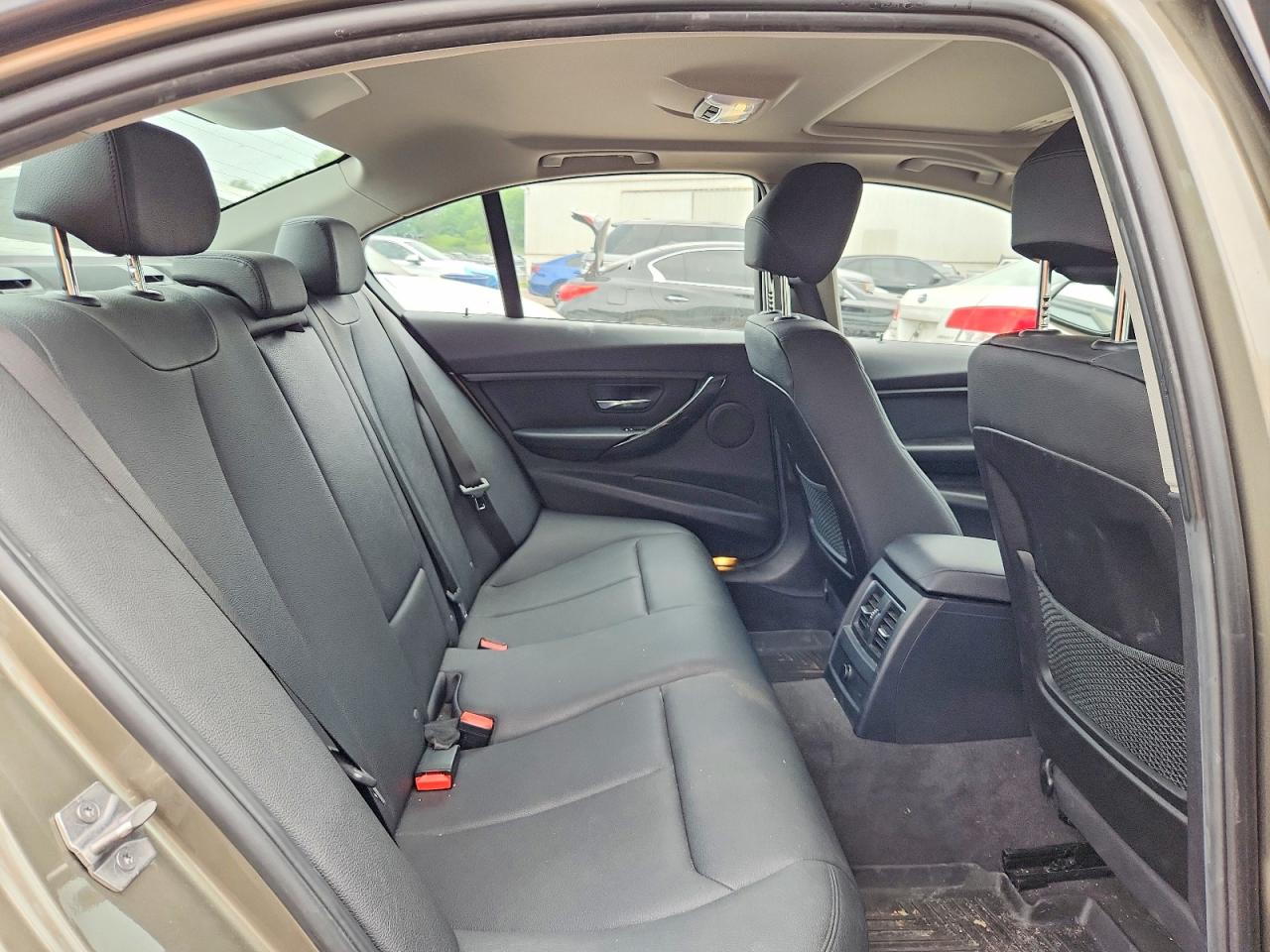 2018 BMW 3 SERIES