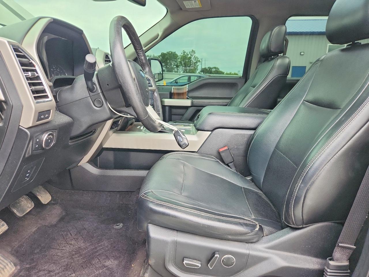2016 FORD F150