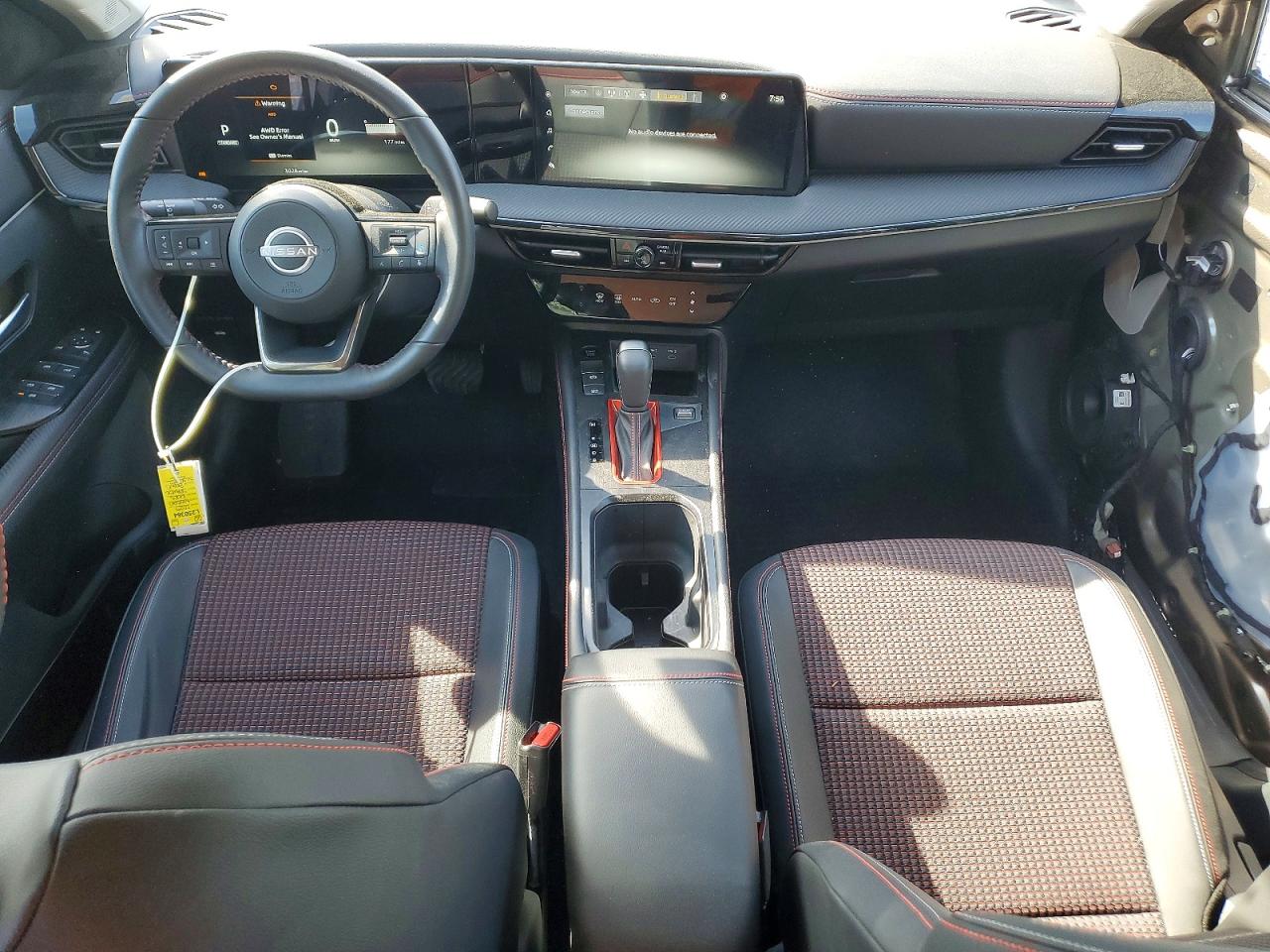 2025 NISSAN KICKS