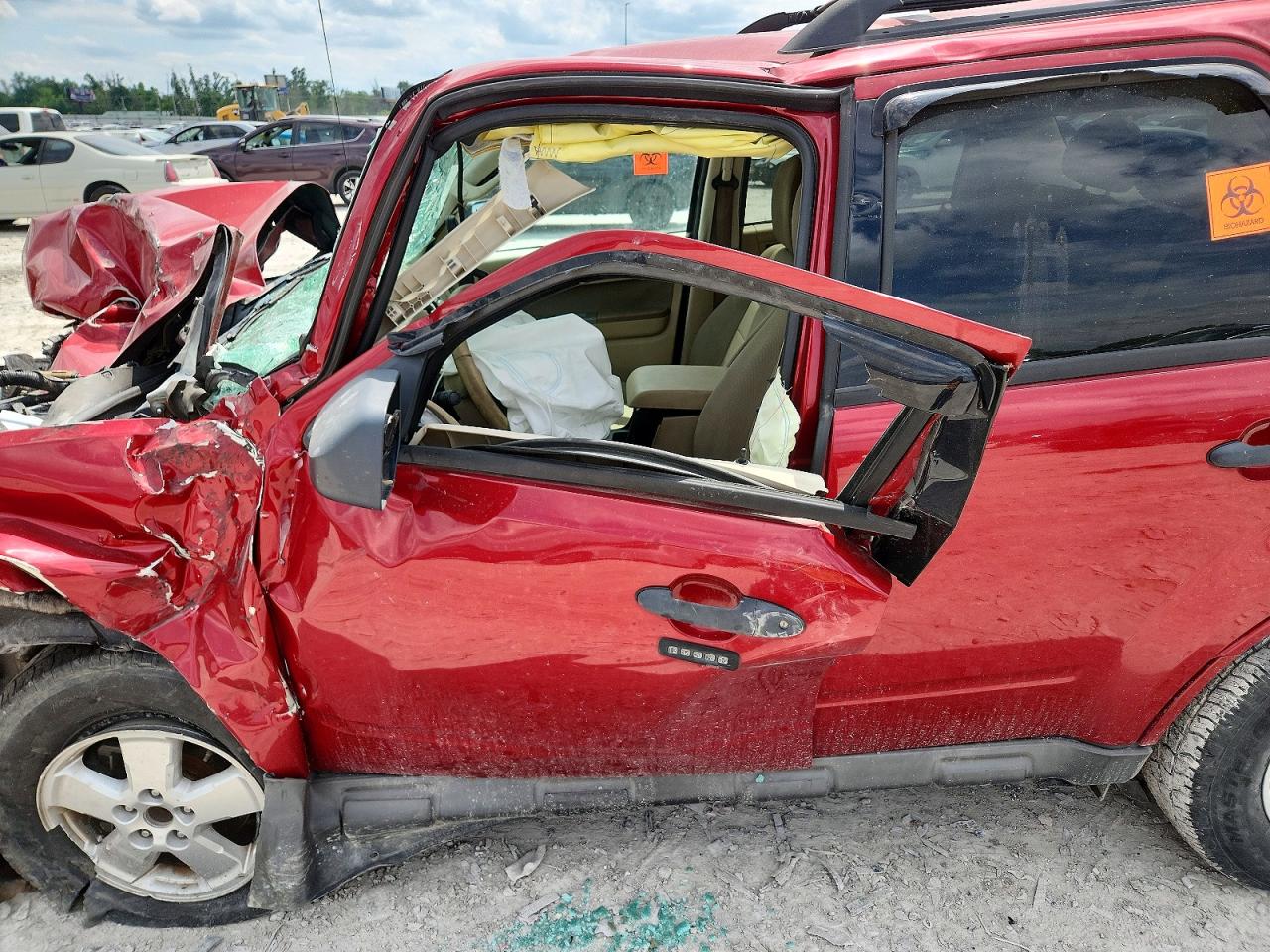 2009 FORD ESCAPE
