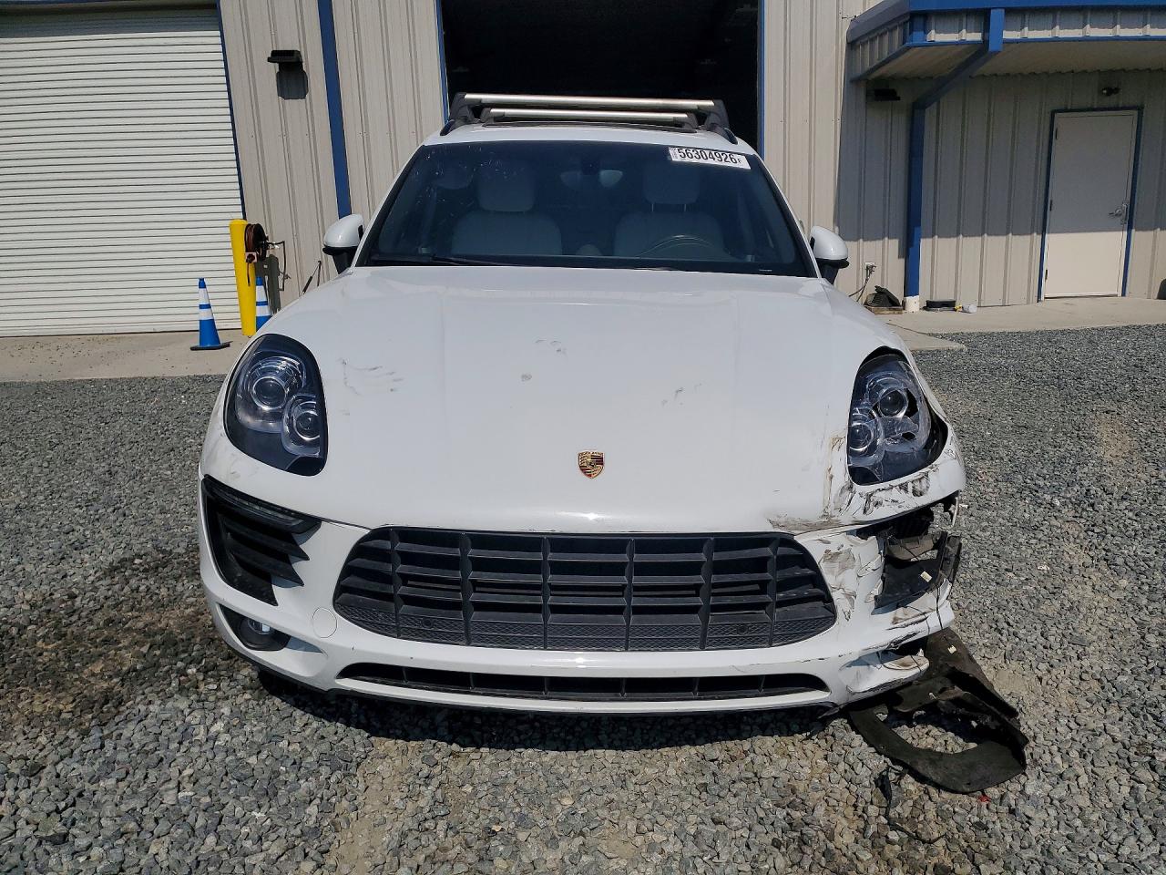 2016 PORSCHE MACAN