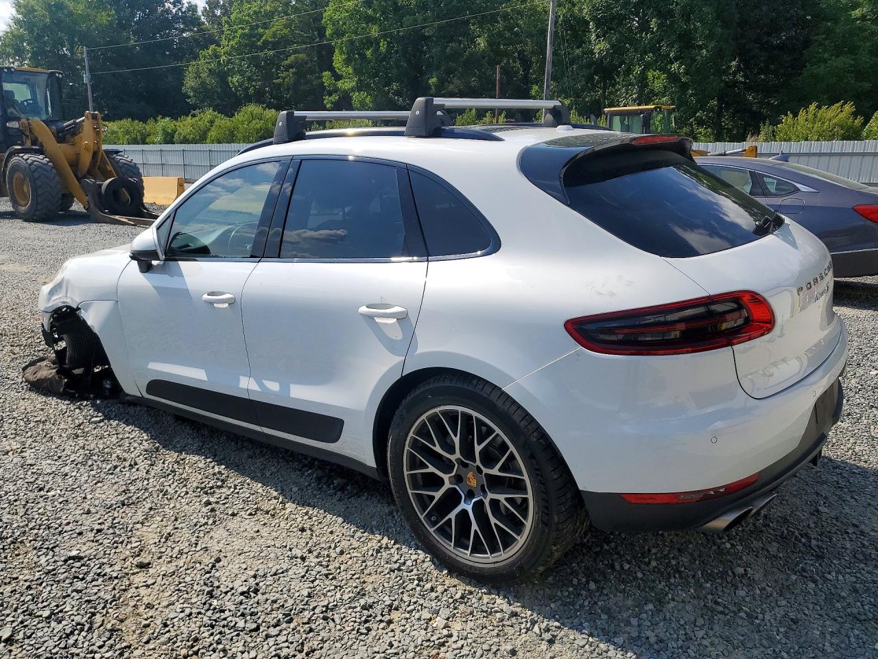 2016 PORSCHE MACAN