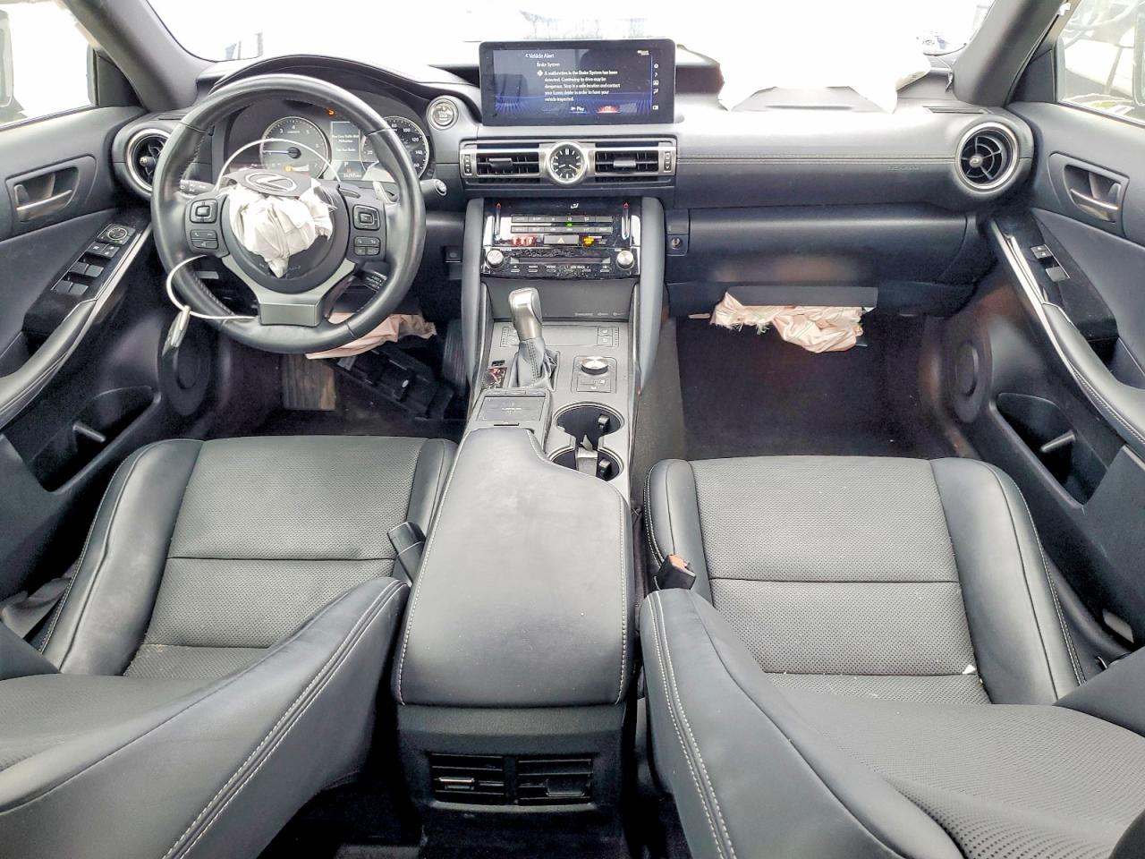 2021 LEXUS IS