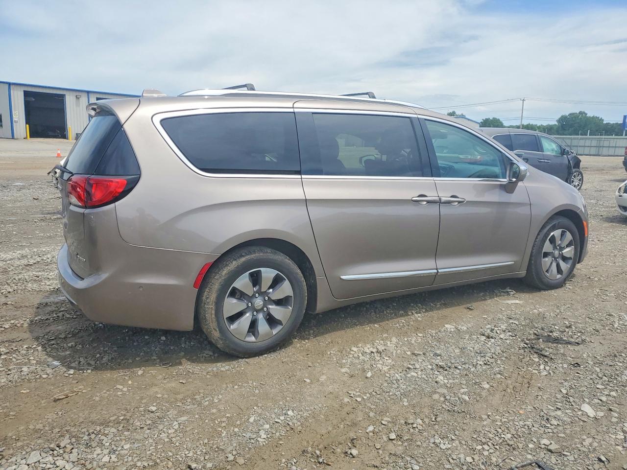 2018 CHRYSLER PACIFICA
