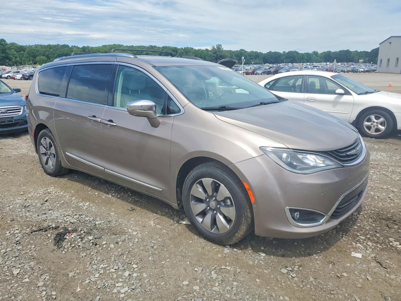 2018 CHRYSLER PACIFICA