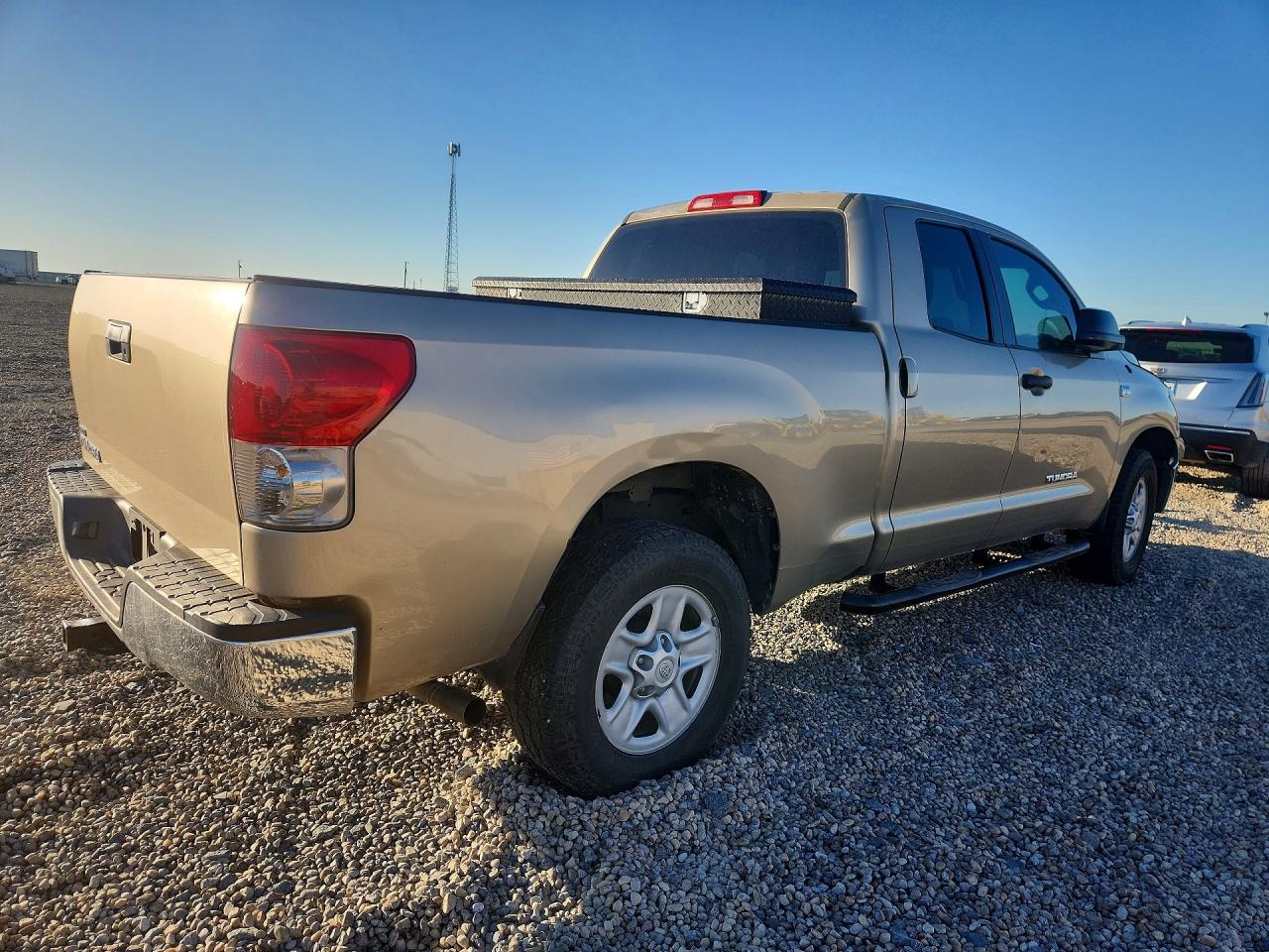 2009 TOYOTA TUNDRA