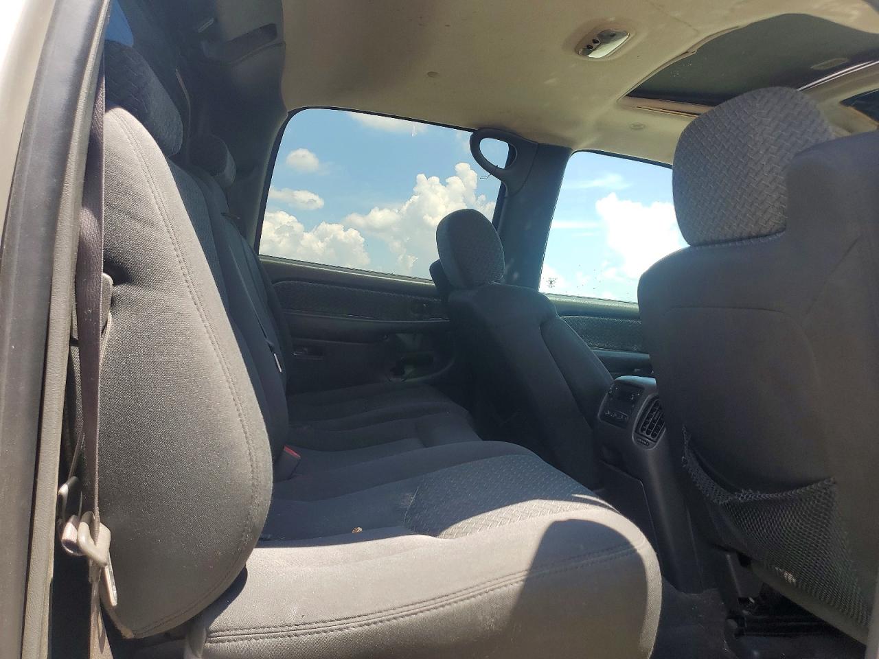 2004 CHEVROLET AVALANCHE
