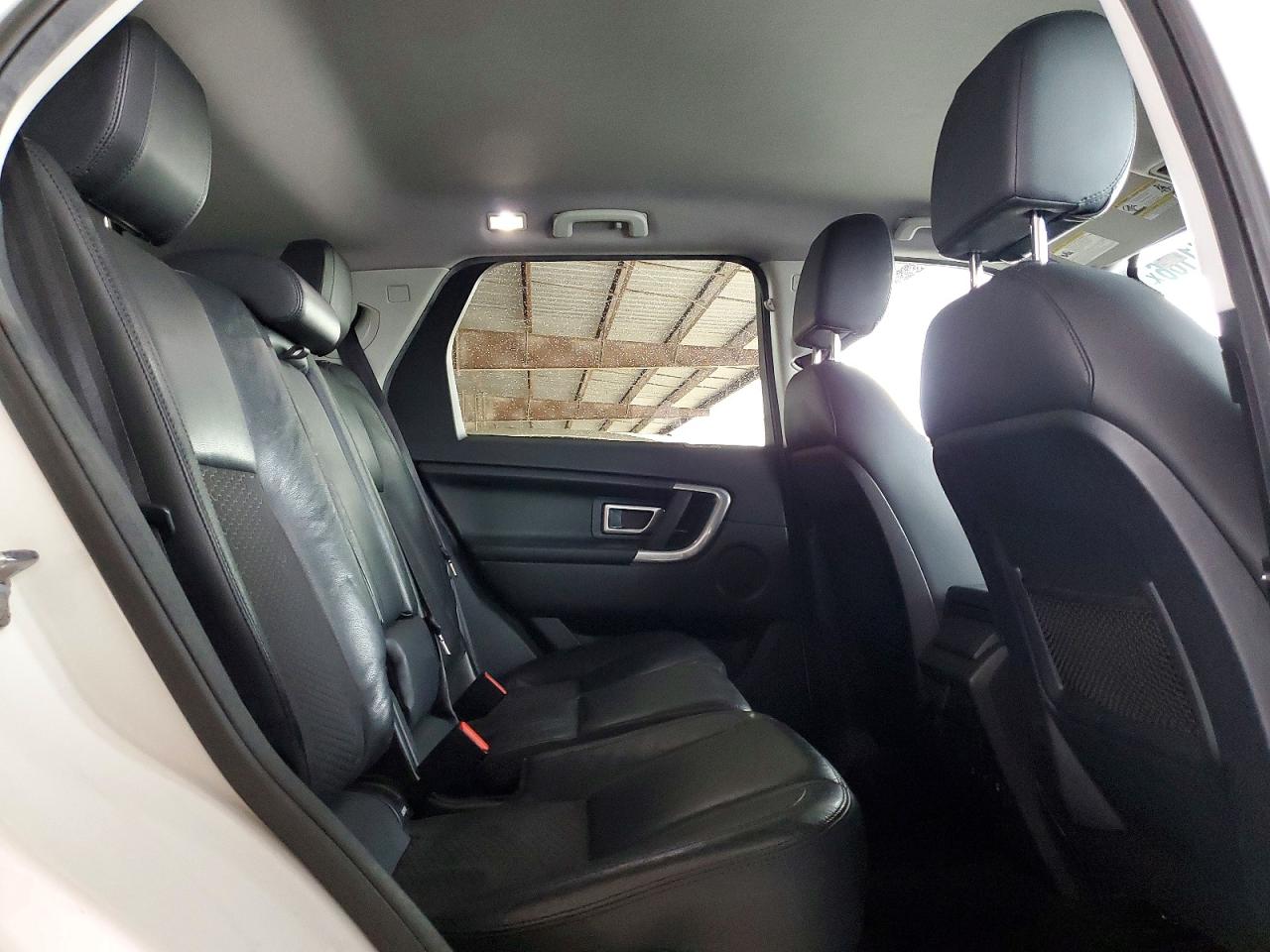 2017 LAND ROVER DISCOVERY