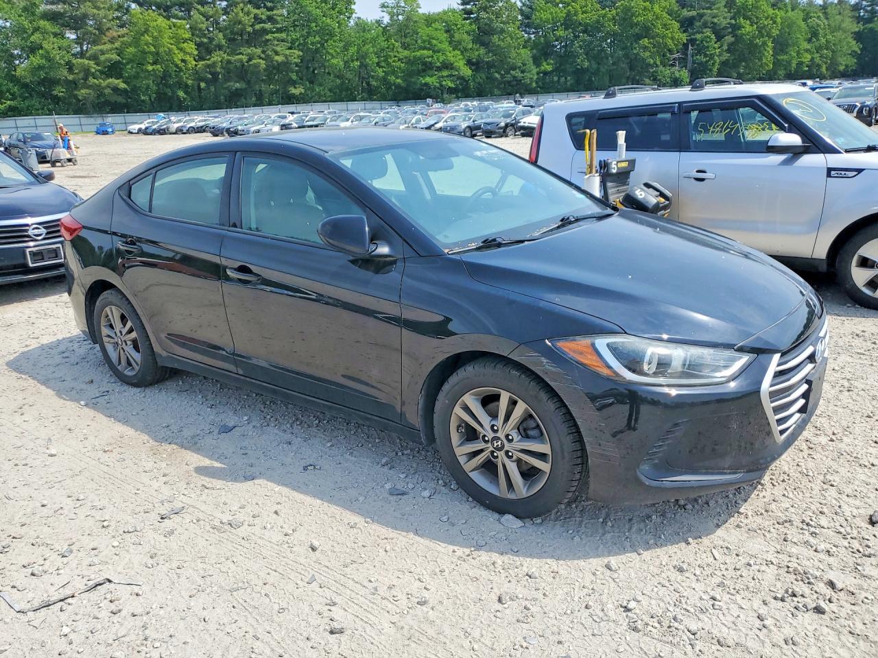 2017 HYUNDAI ELANTRA