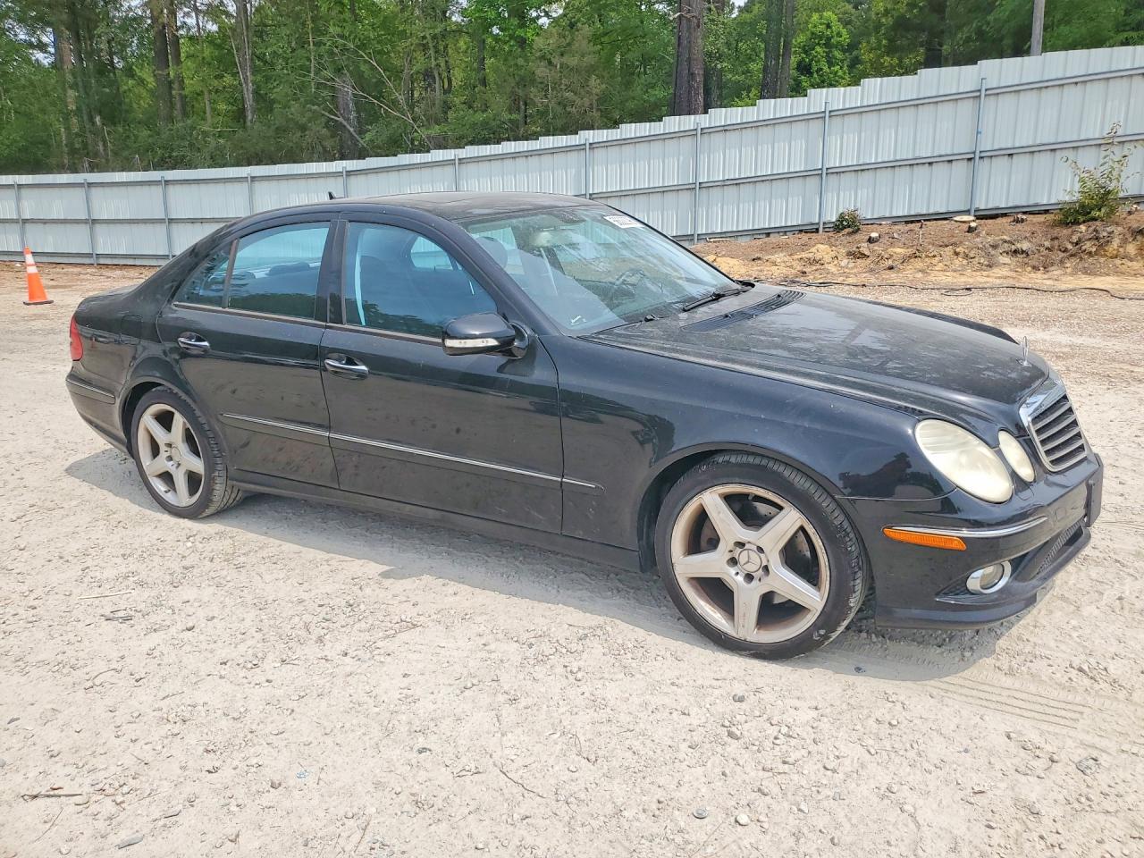 2009 MERCEDES-BENZ E-CLASS