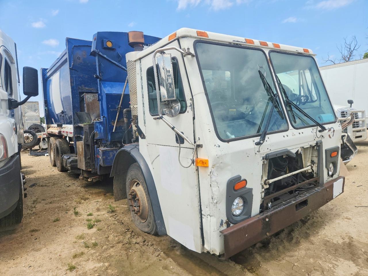 2009 MACK ALL OTHER