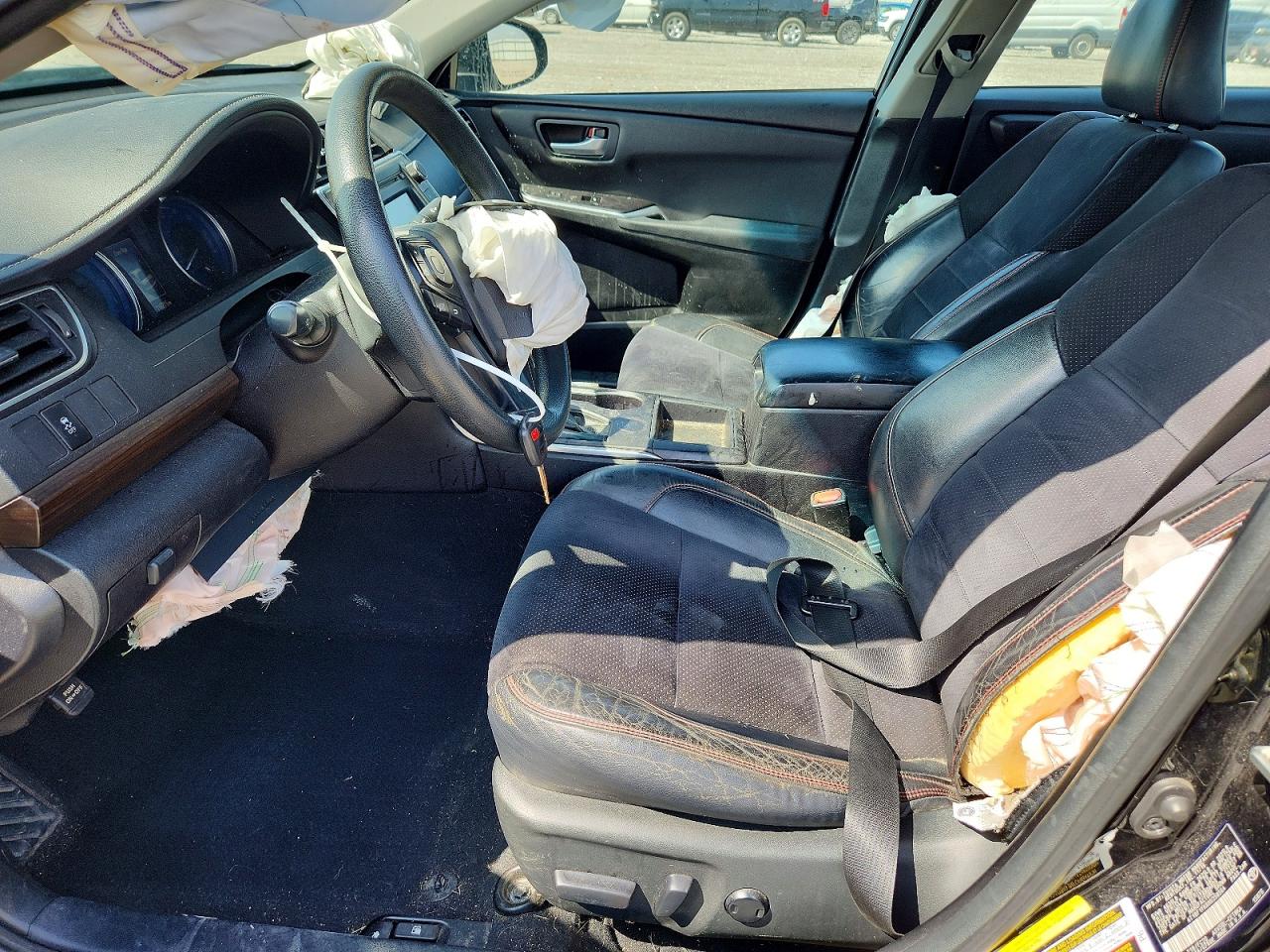 2017 TOYOTA CAMRY