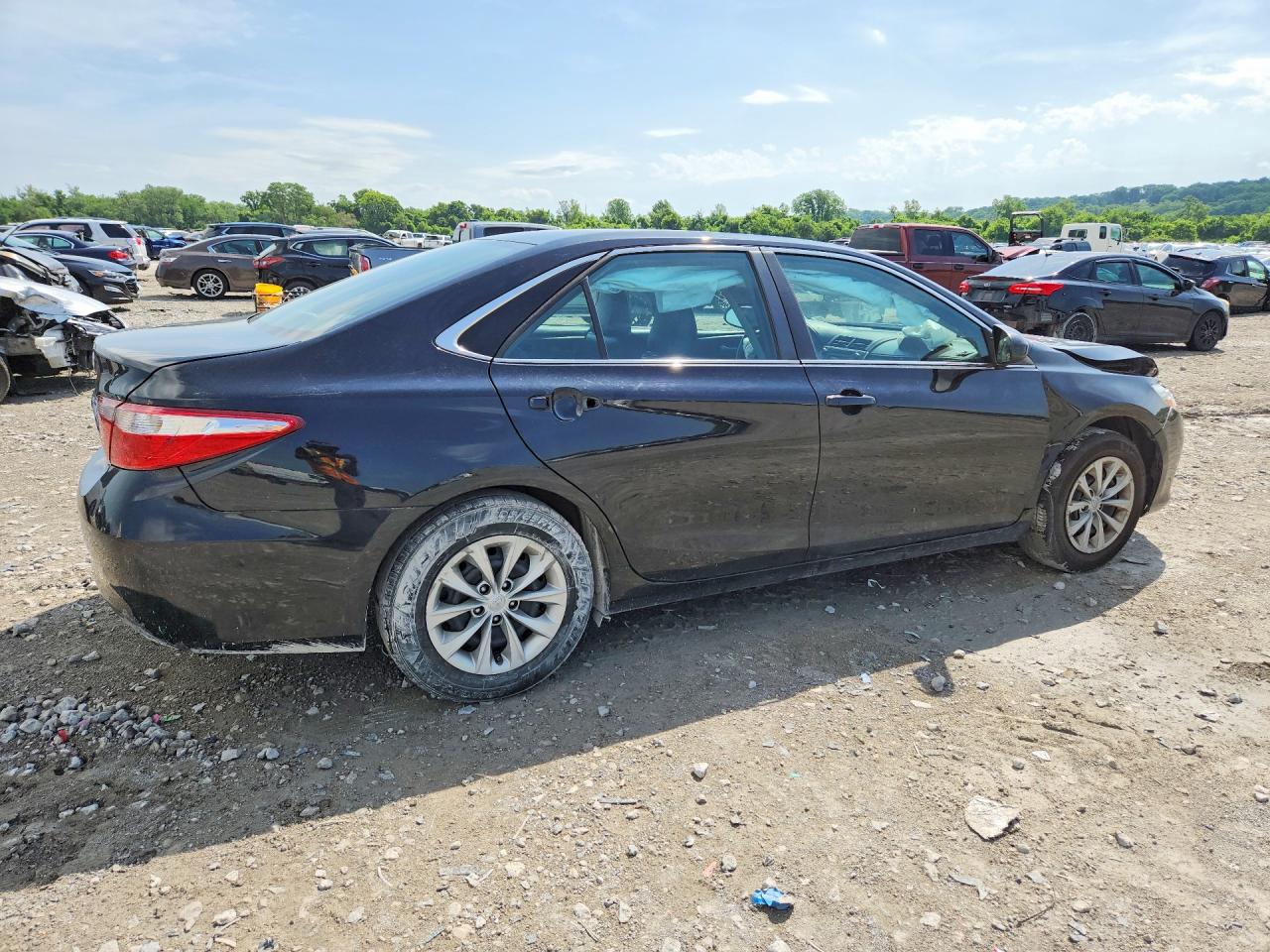 2017 TOYOTA CAMRY