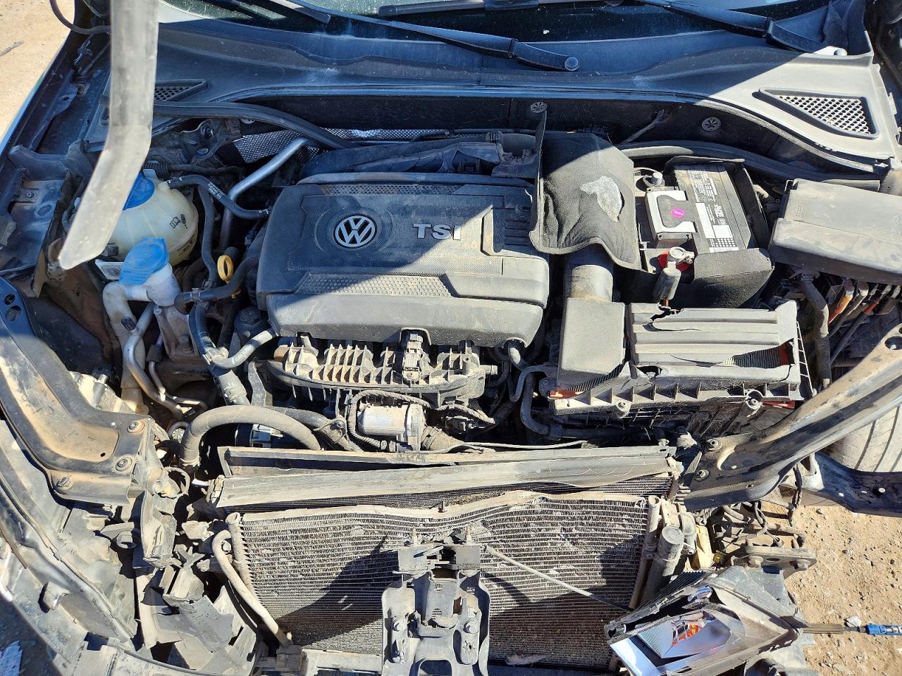 2016 VOLKSWAGEN PASSAT