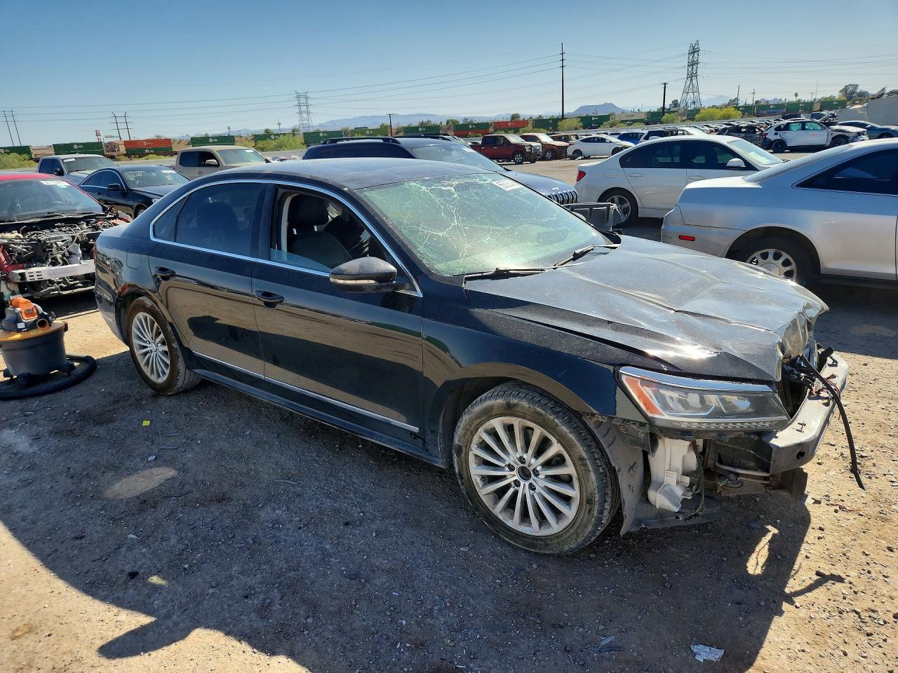 2016 VOLKSWAGEN PASSAT