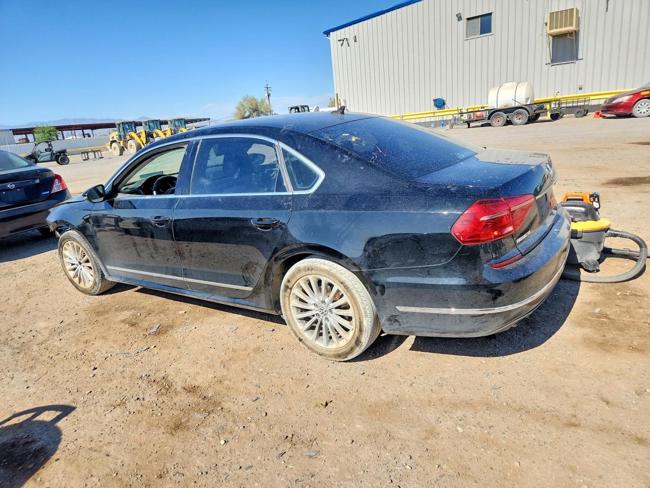 2016 VOLKSWAGEN PASSAT