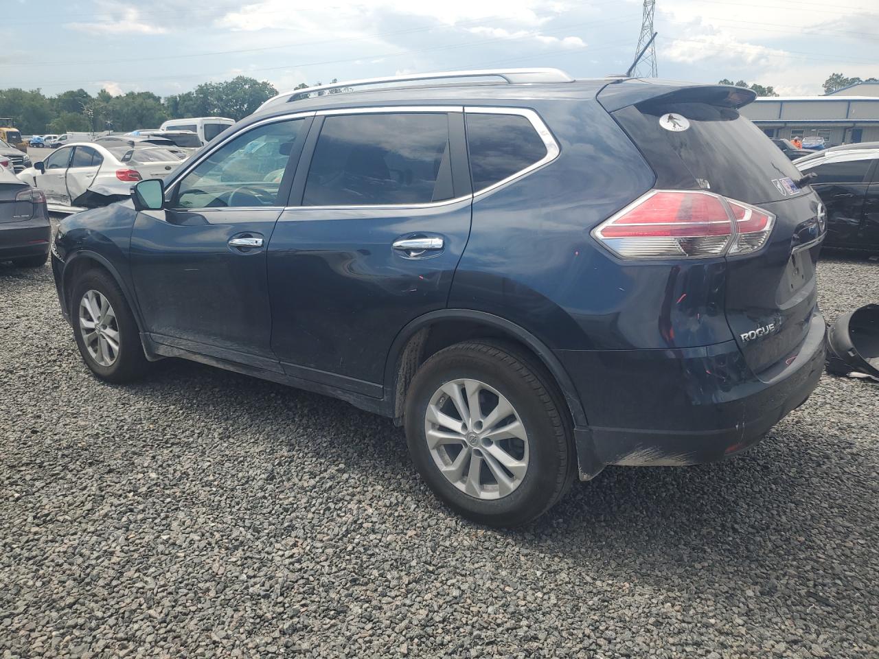 2015 NISSAN ROGUE