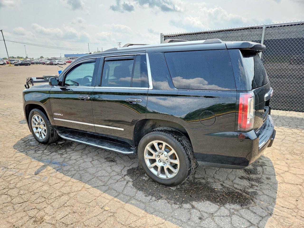 2015 GMC YUKON