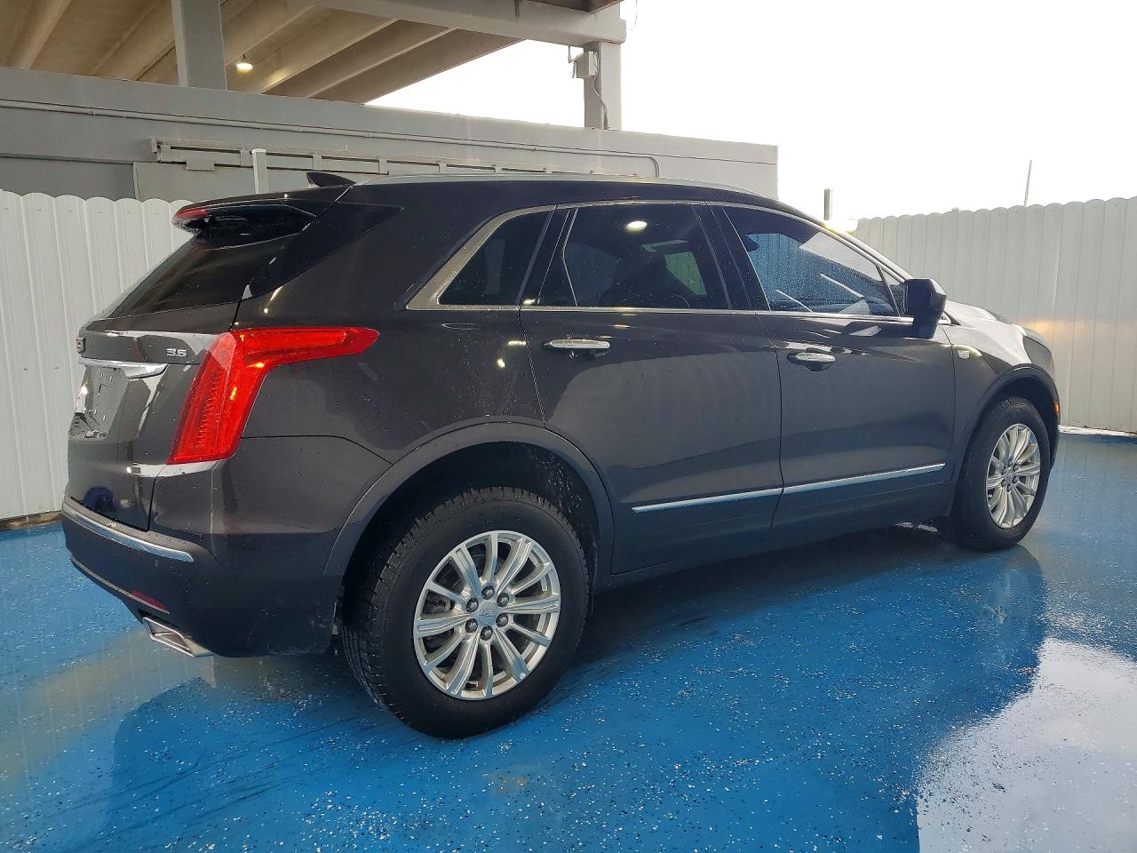 2017 CADILLAC XT5