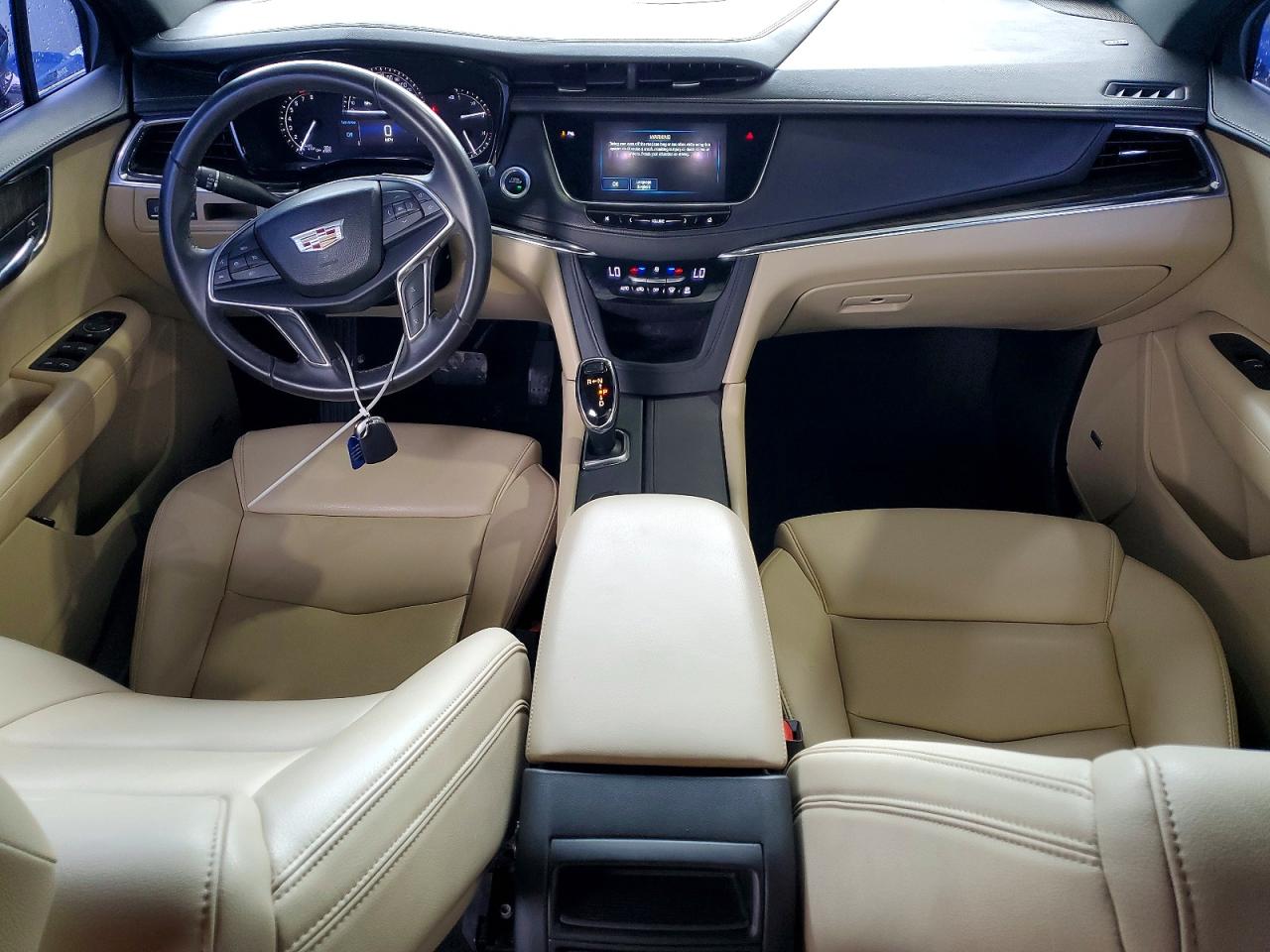 2017 CADILLAC XT5