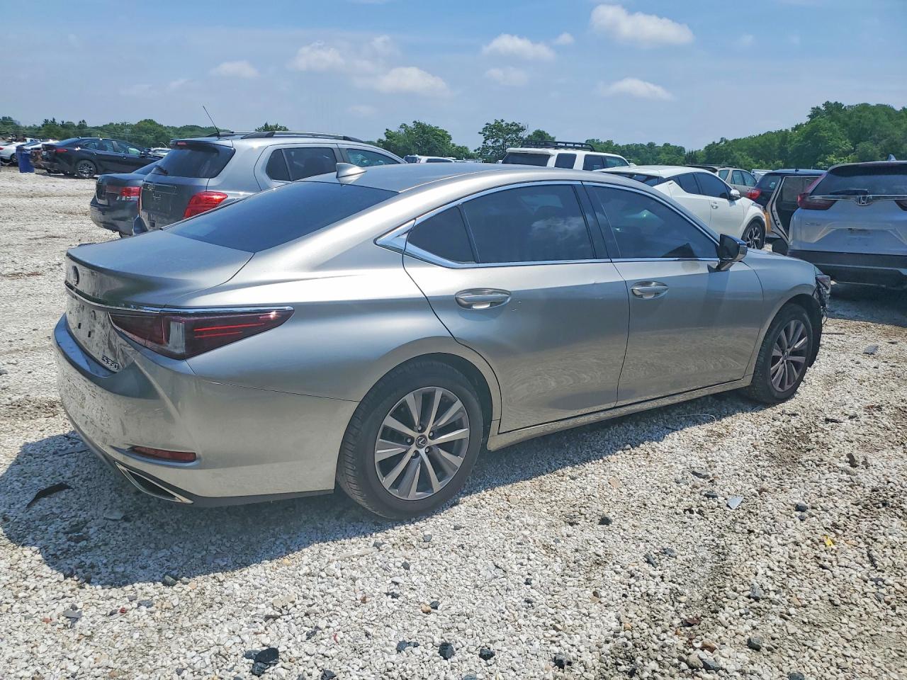2020 LEXUS ES350