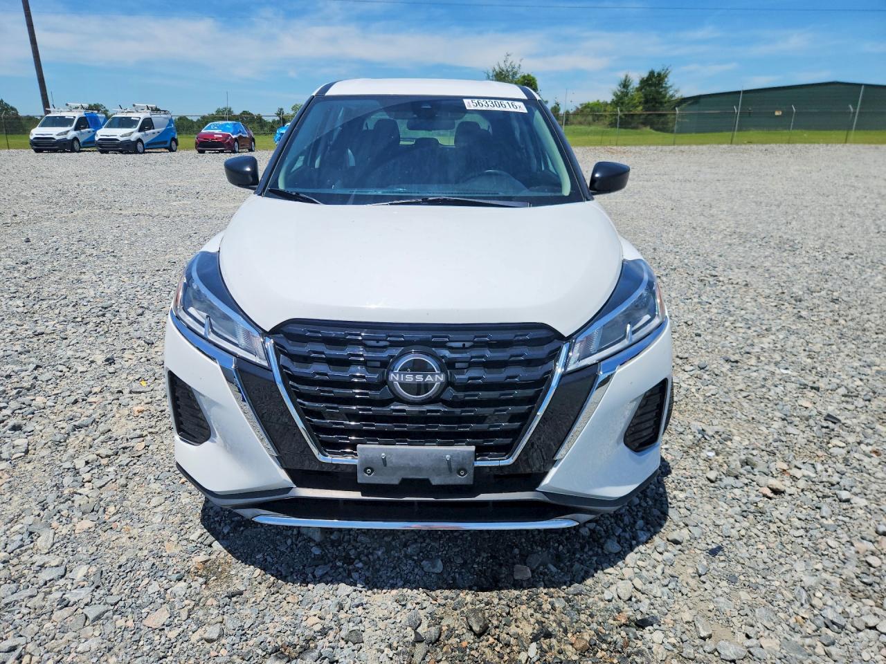 2023 NISSAN KICKS