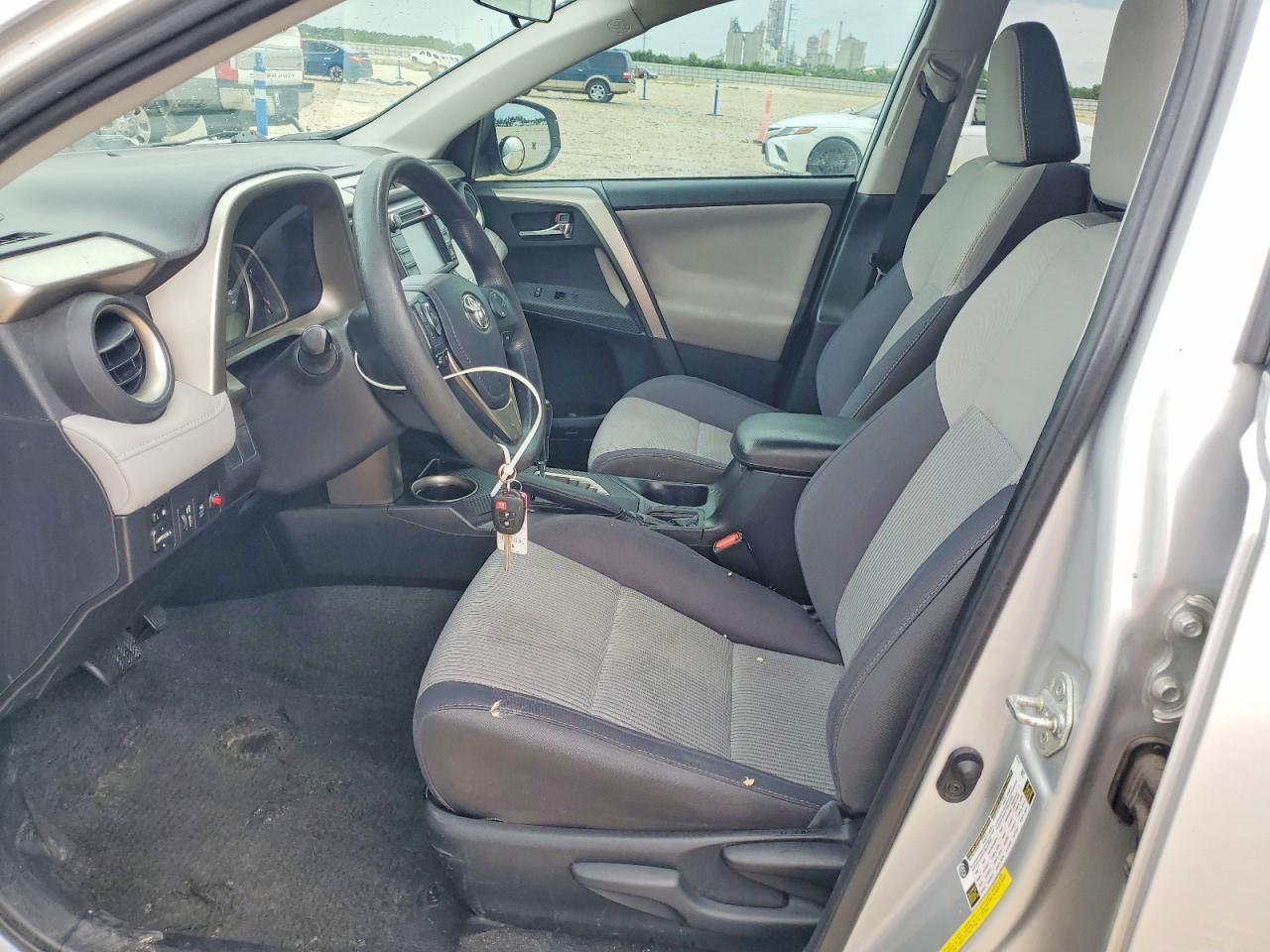 2015 TOYOTA RAV4