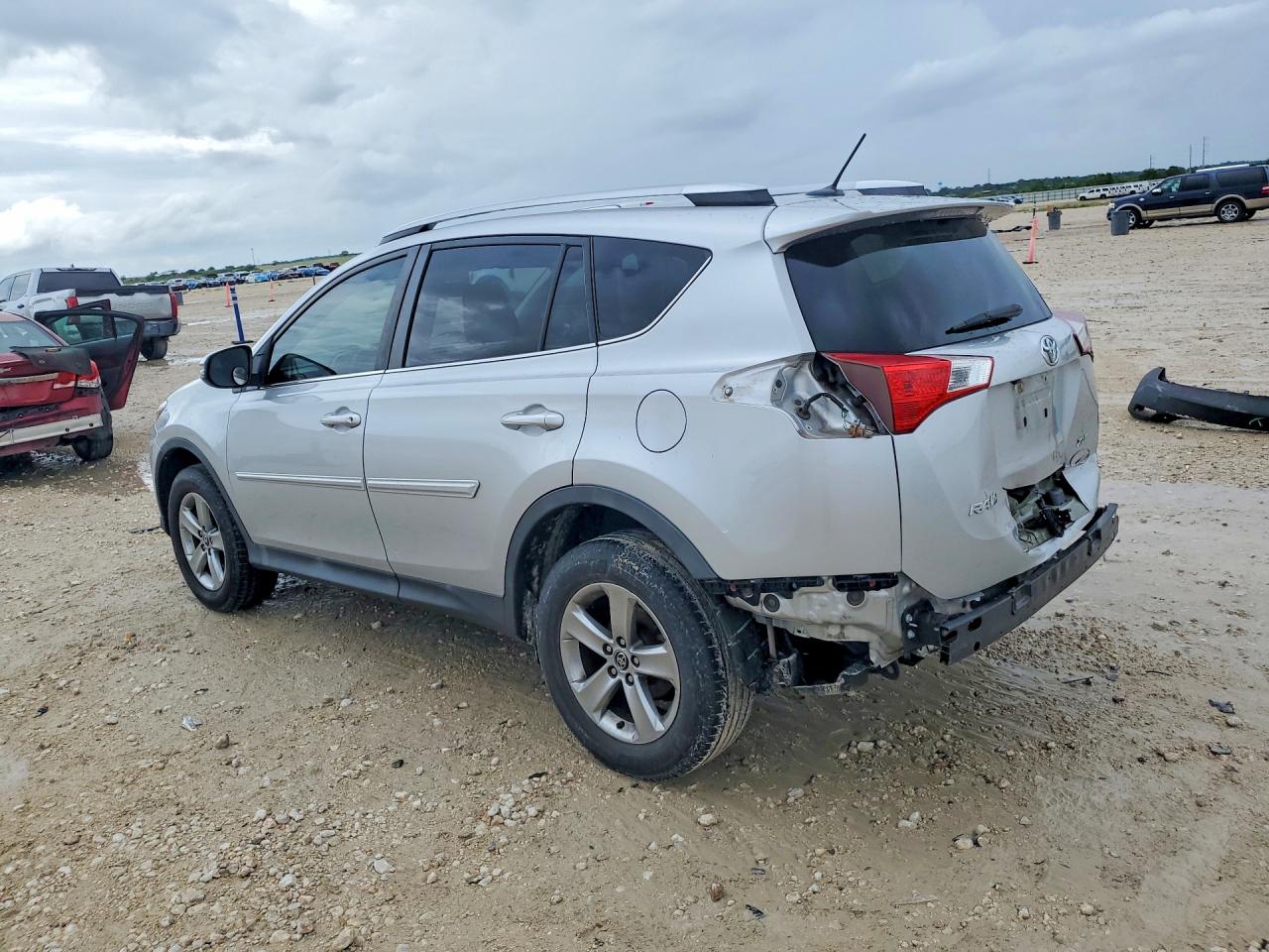 2015 TOYOTA RAV4