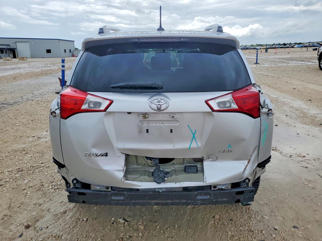 2015 TOYOTA RAV4