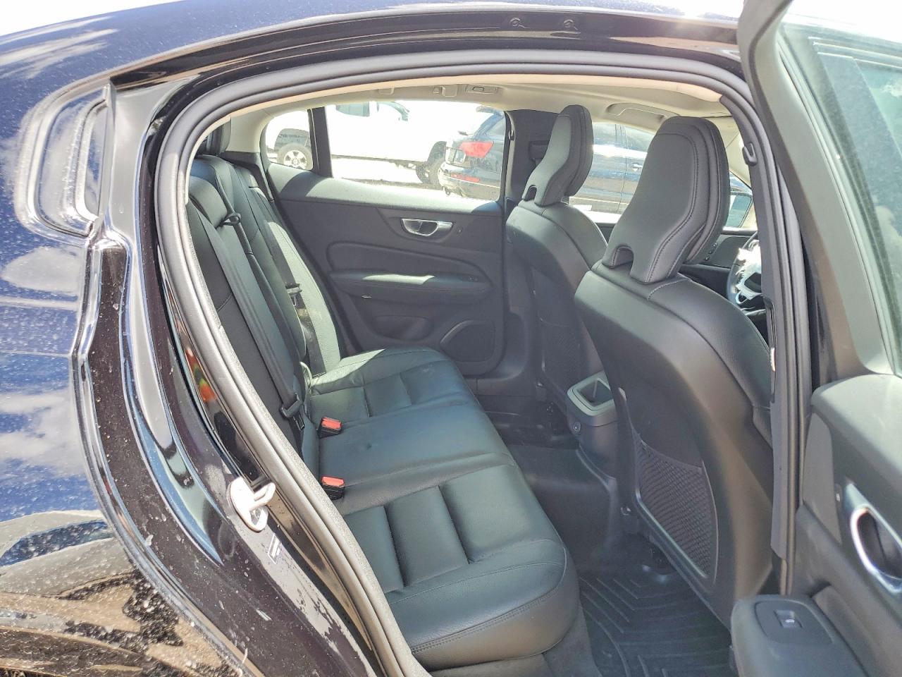 2024 VOLVO S60