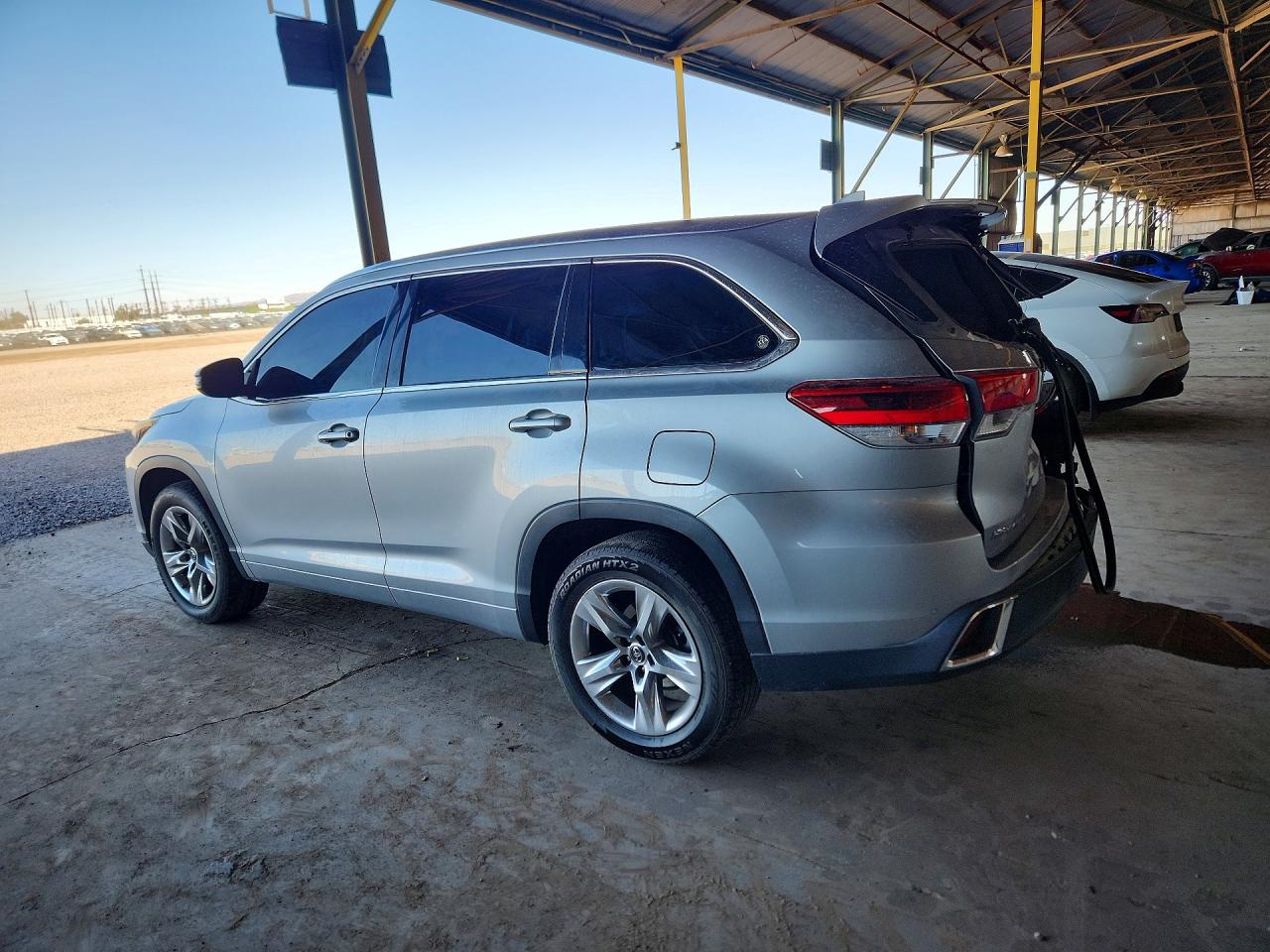 2018 TOYOTA HIGHLANDER