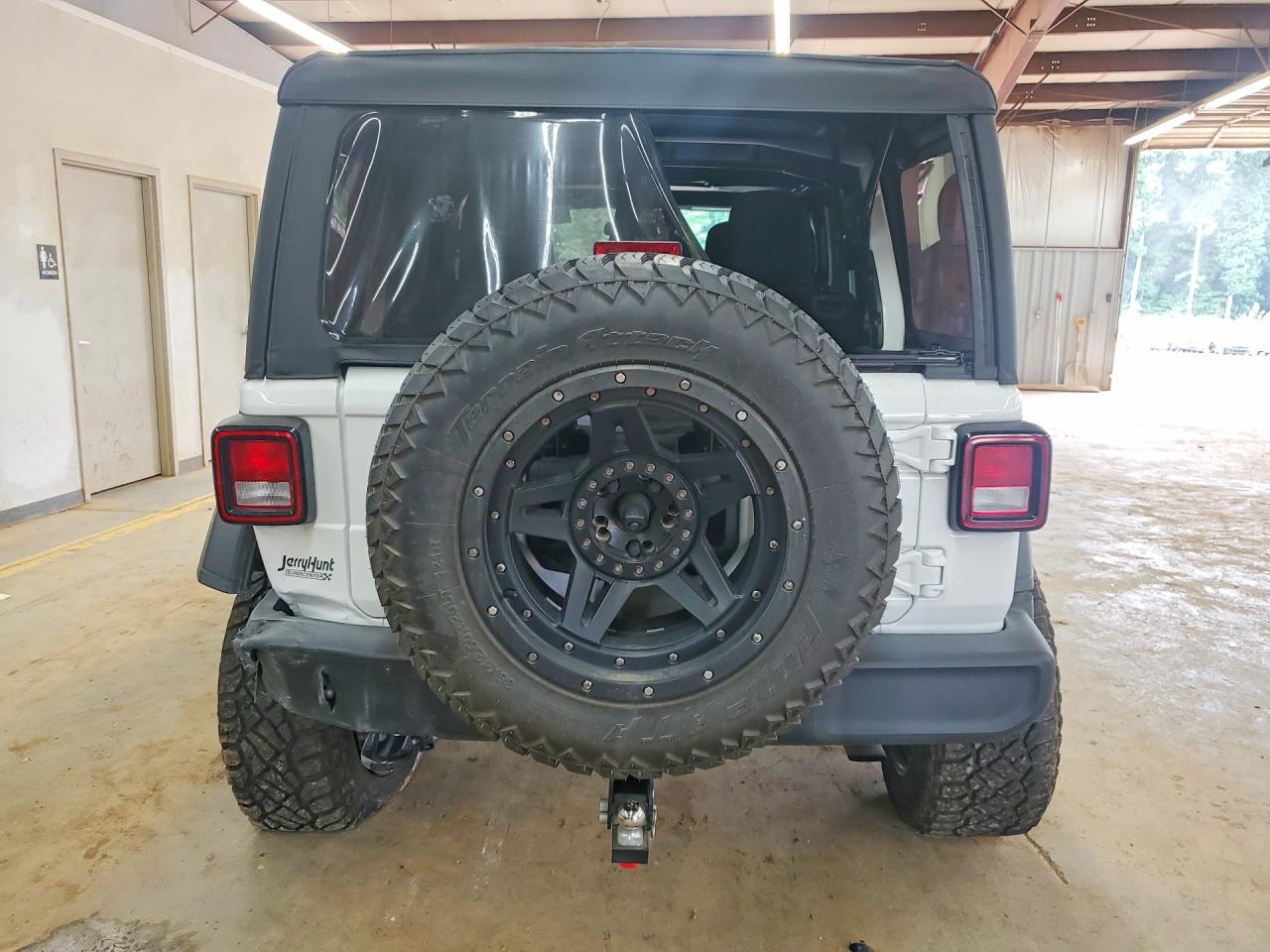 2023 JEEP WRANGLER