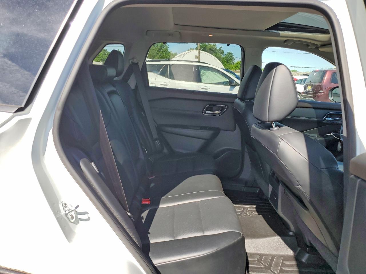 2021 NISSAN ROGUE