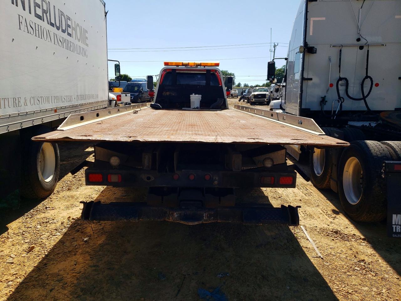 2005 FORD F650
